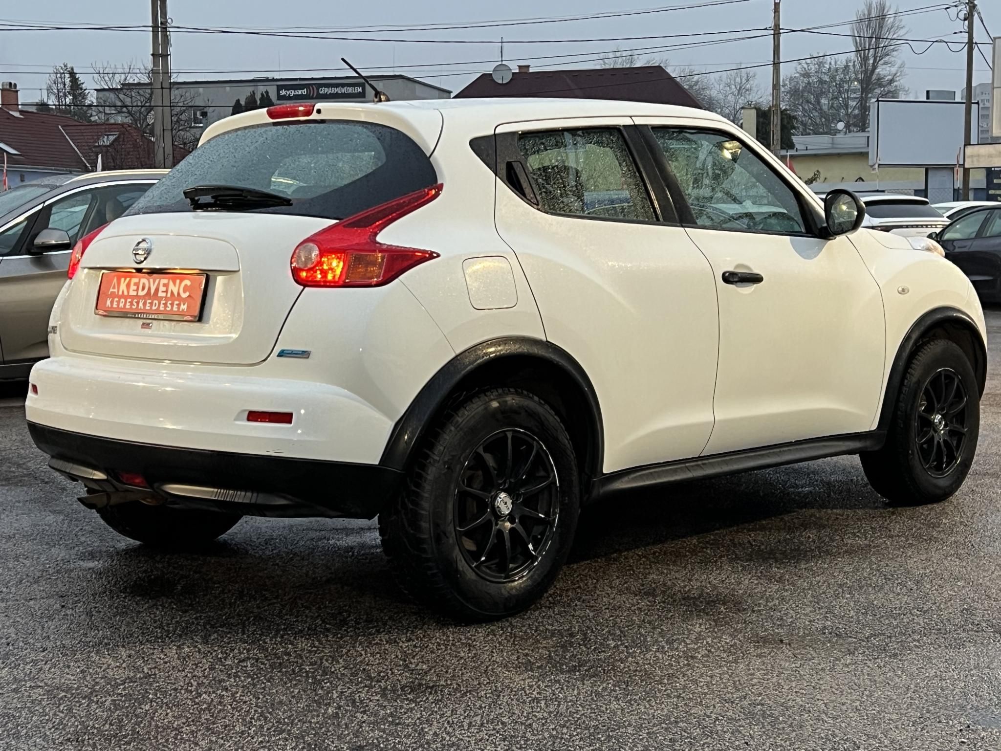 NISSAN JUKE 1.6 Acenta Klíma Navigáció Friss vizsga!