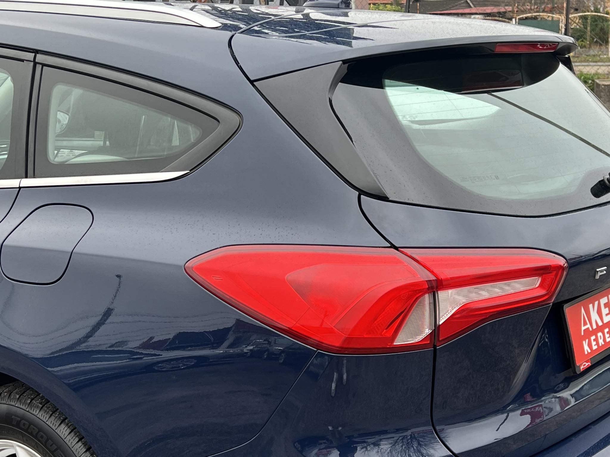 FORD FOCUS 1.5 EcoBlue Business (Automata) A LEGJOBB ÁRON! Carplay. ACC. Radar elöl-hátul. bluetooth. stb