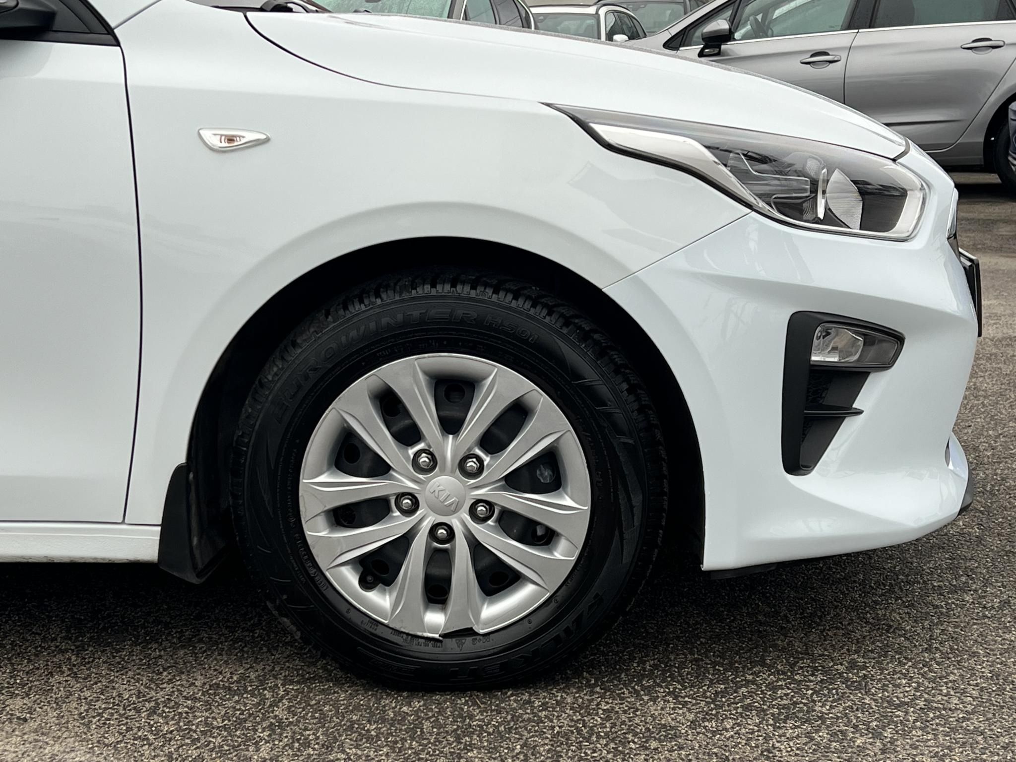 KIA CEE'D Ceed 1.0 T-GDI Bronze M.o.-i. 1.tul. Klíma Tempomat 71e km!