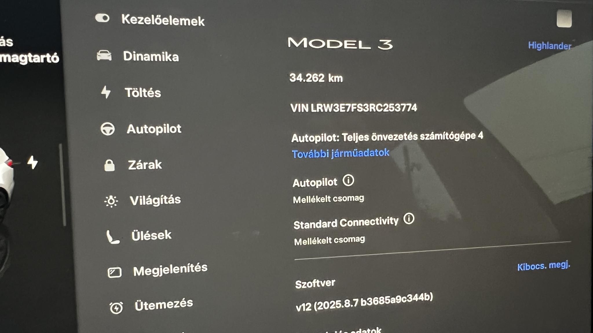 TESLA MODEL 3 RWD Premium (Automata) Kifogástalan. újszerű állapotban. 500km WLTP