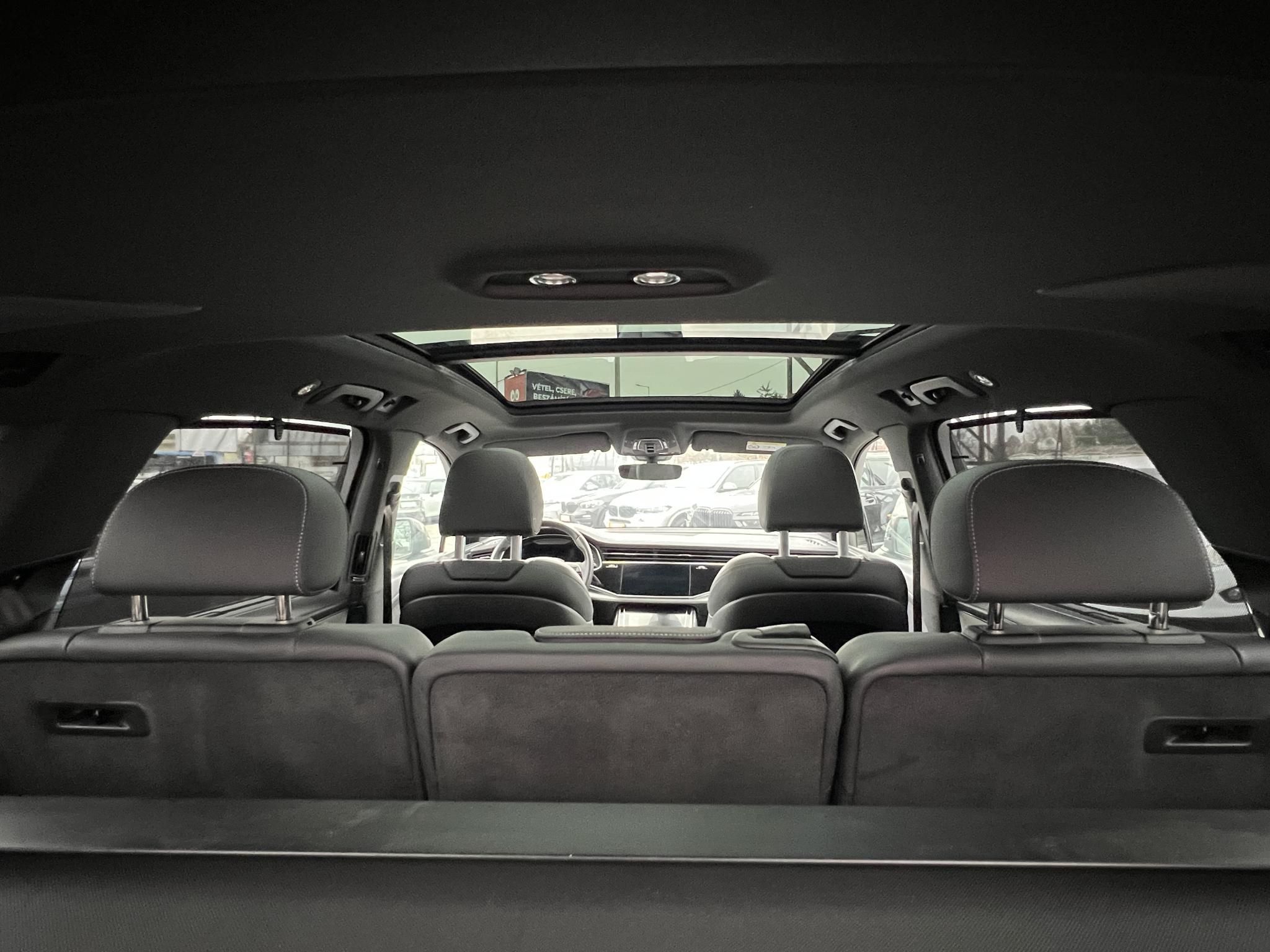 AUDI Q7 55 TFSI S line quattro Tiptronic ic M.o.-i. 1.tul. Carplay 360 kamera Bang/Olufsen! ÁFÁ-S ÁR!