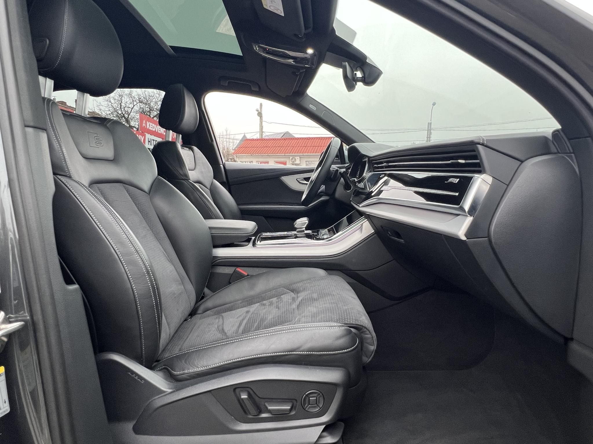 AUDI Q7 55 TFSI S line quattro Tiptronic ic M.o.-i. 1.tul. Carplay 360 kamera Bang/Olufsen! ÁFÁ-S ÁR!