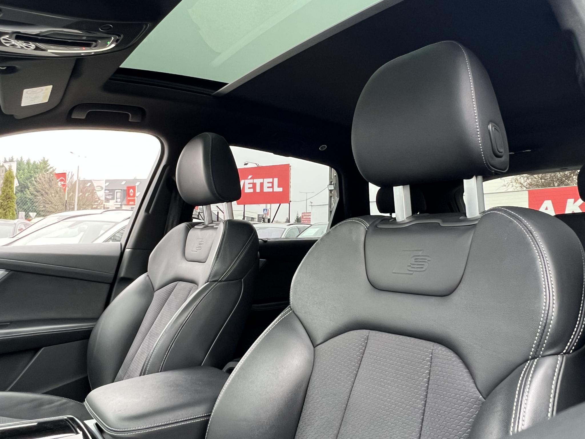 AUDI Q7 55 TFSI S line quattro Tiptronic ic M.o.-i. 1.tul. Carplay 360 kamera Bang/Olufsen! ÁFÁ-S ÁR!