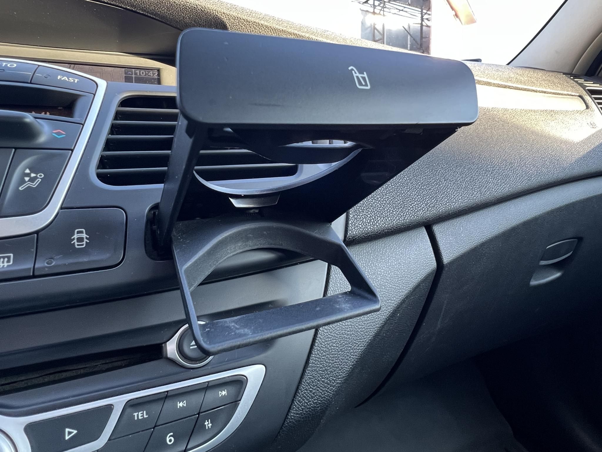 RENAULT LAGUNA 1.5 dCi Expression EDC Klíma Tempomat Bluetooth Végig szervízelt!