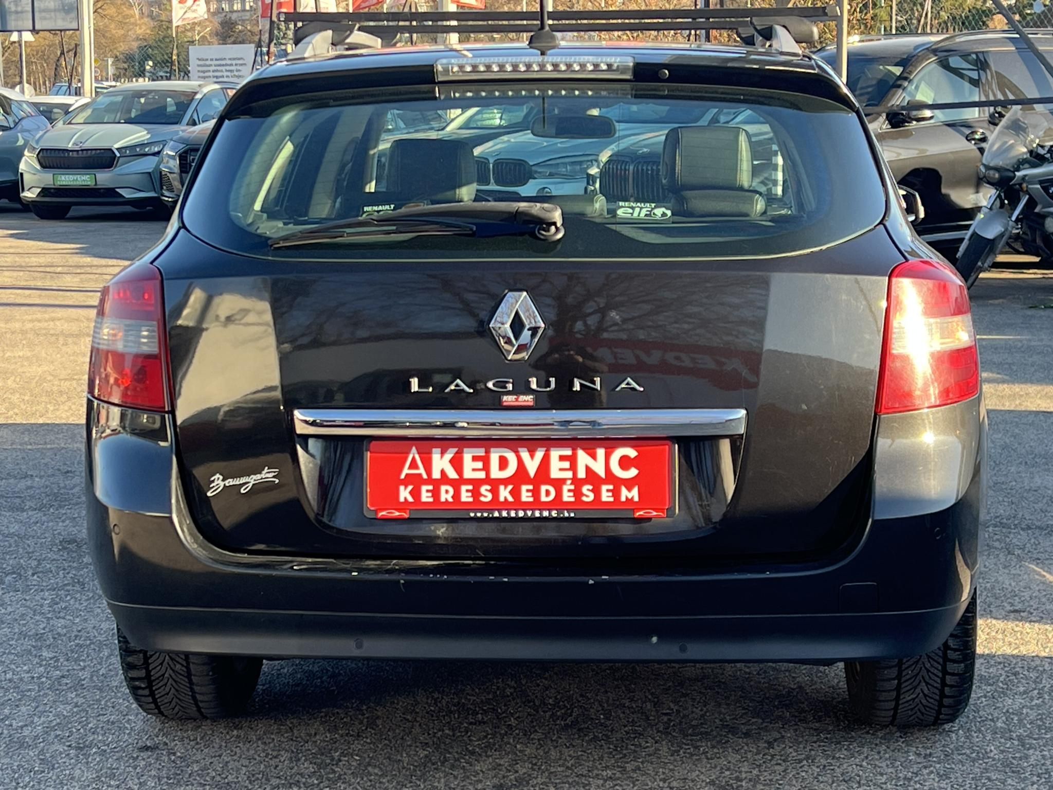 RENAULT LAGUNA 1.5 dCi Expression EDC Klíma Tempomat Bluetooth Végig szervízelt!
