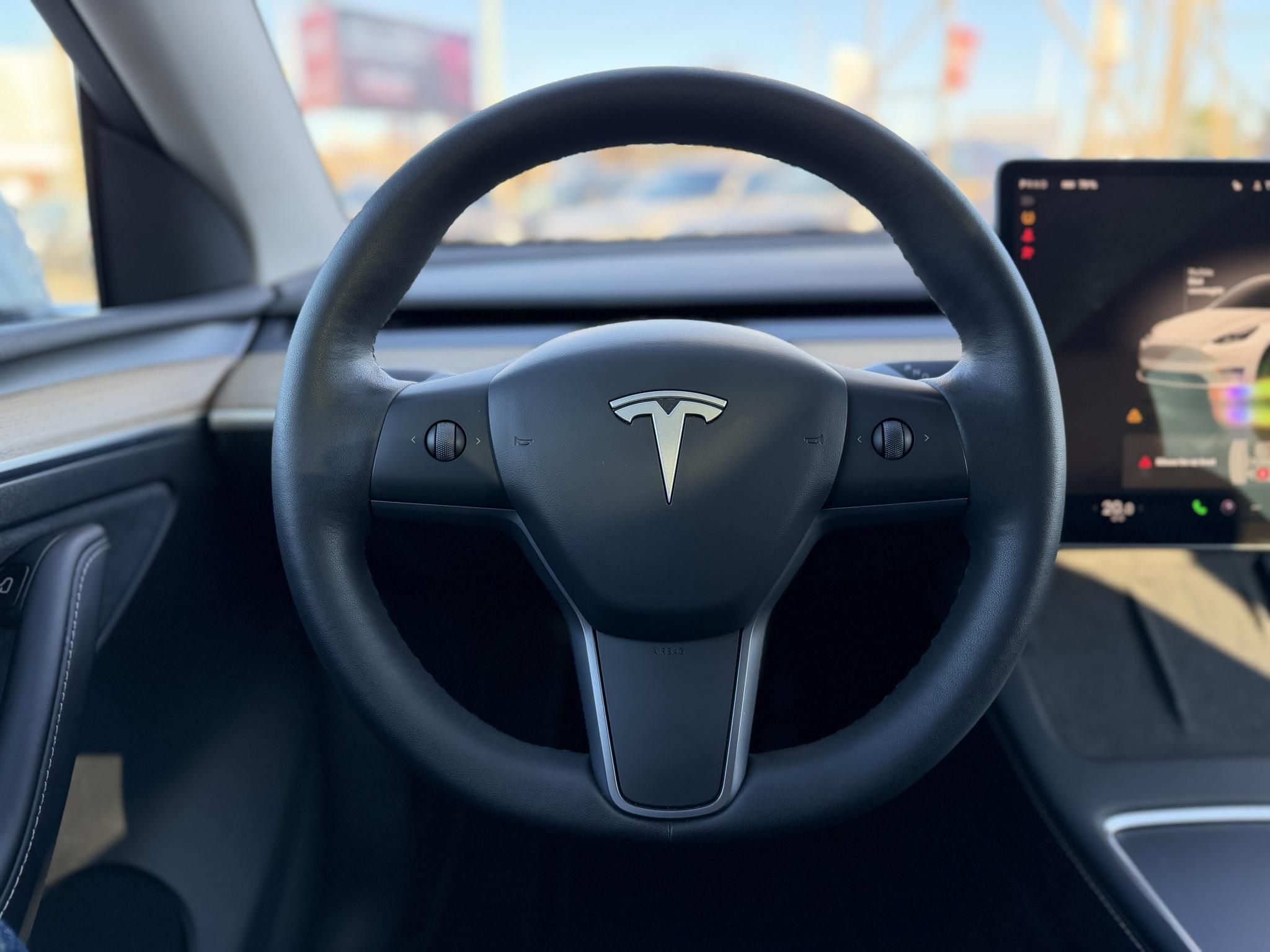 TESLA MODEL Y Long Range AWD (Automata) 72e km. AMD Ryzen. hőszivattyú. mátrix LED. garanciális!
