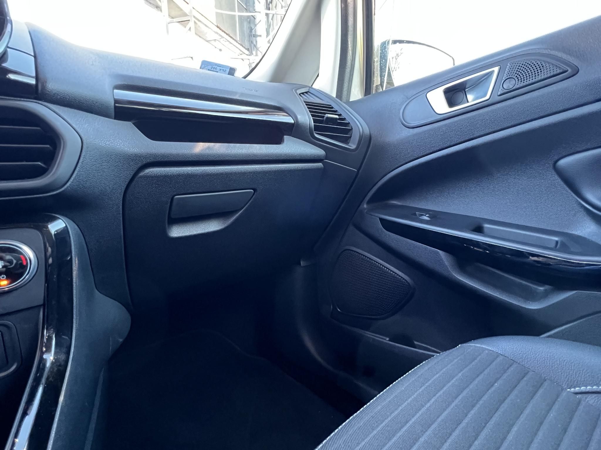 FORD ECOSPORT 1.0 EcoBoost Titanium Magyarországi 42e km Gyári garanciával!