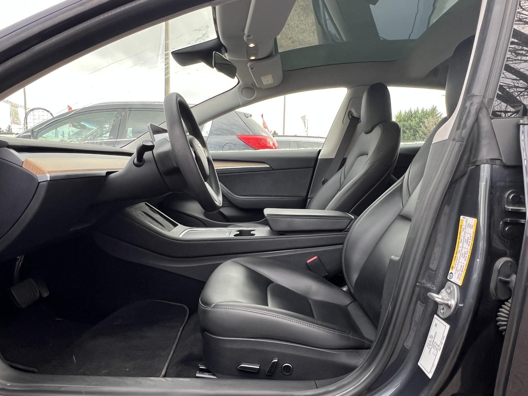 TESLA MODEL 3 Long Range AWD (Automata) 42e km. kifogástalan állapot