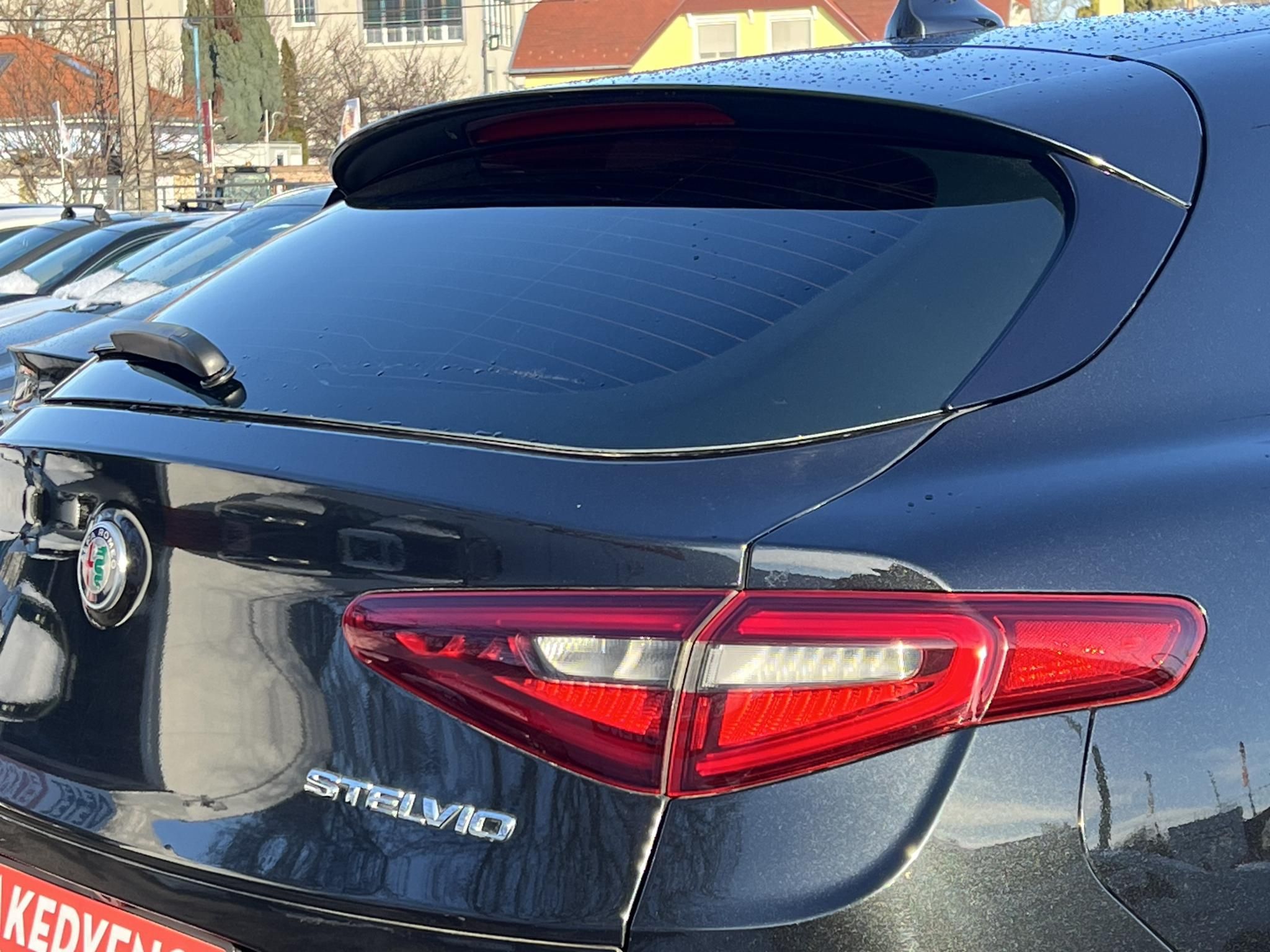 ALFA ROMEO STELVIO 2.0 T Super Q4 (Automata) M.o.-i. 1.tul. Klíma Tempomat Bőr!