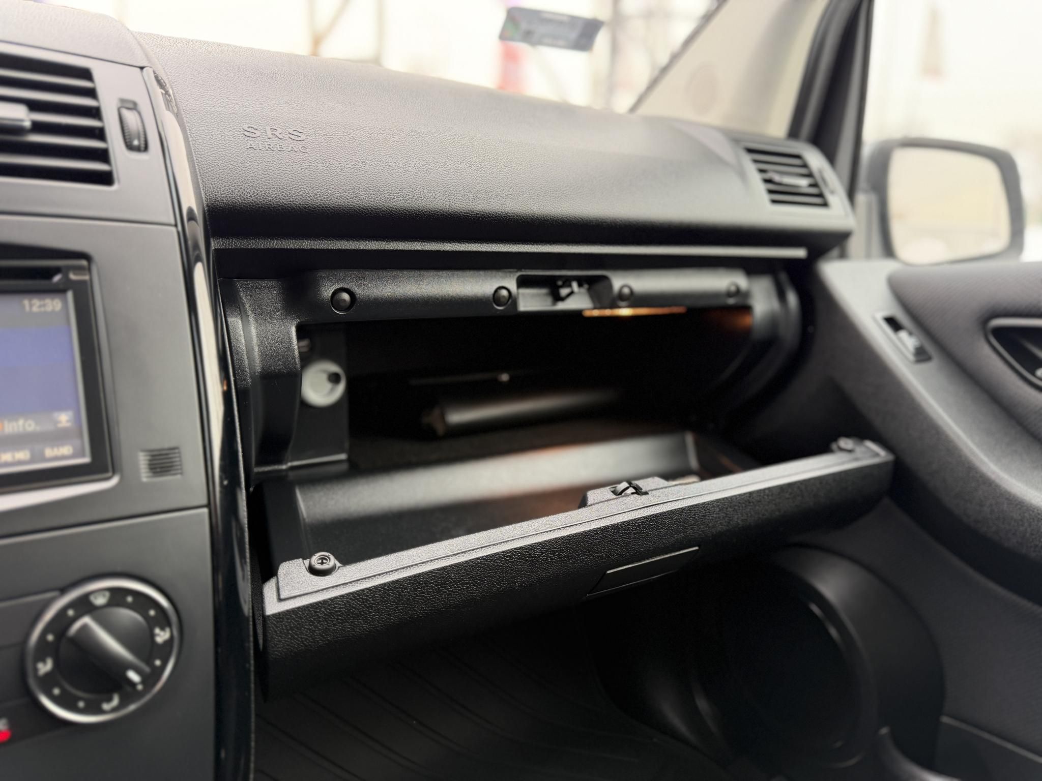 MERCEDES-BENZ A 180 BlueEFFICIENCY Elegance EURO5 156e km. megkímélt állapot. klíma ülésfűtés 2 gyári kulcs