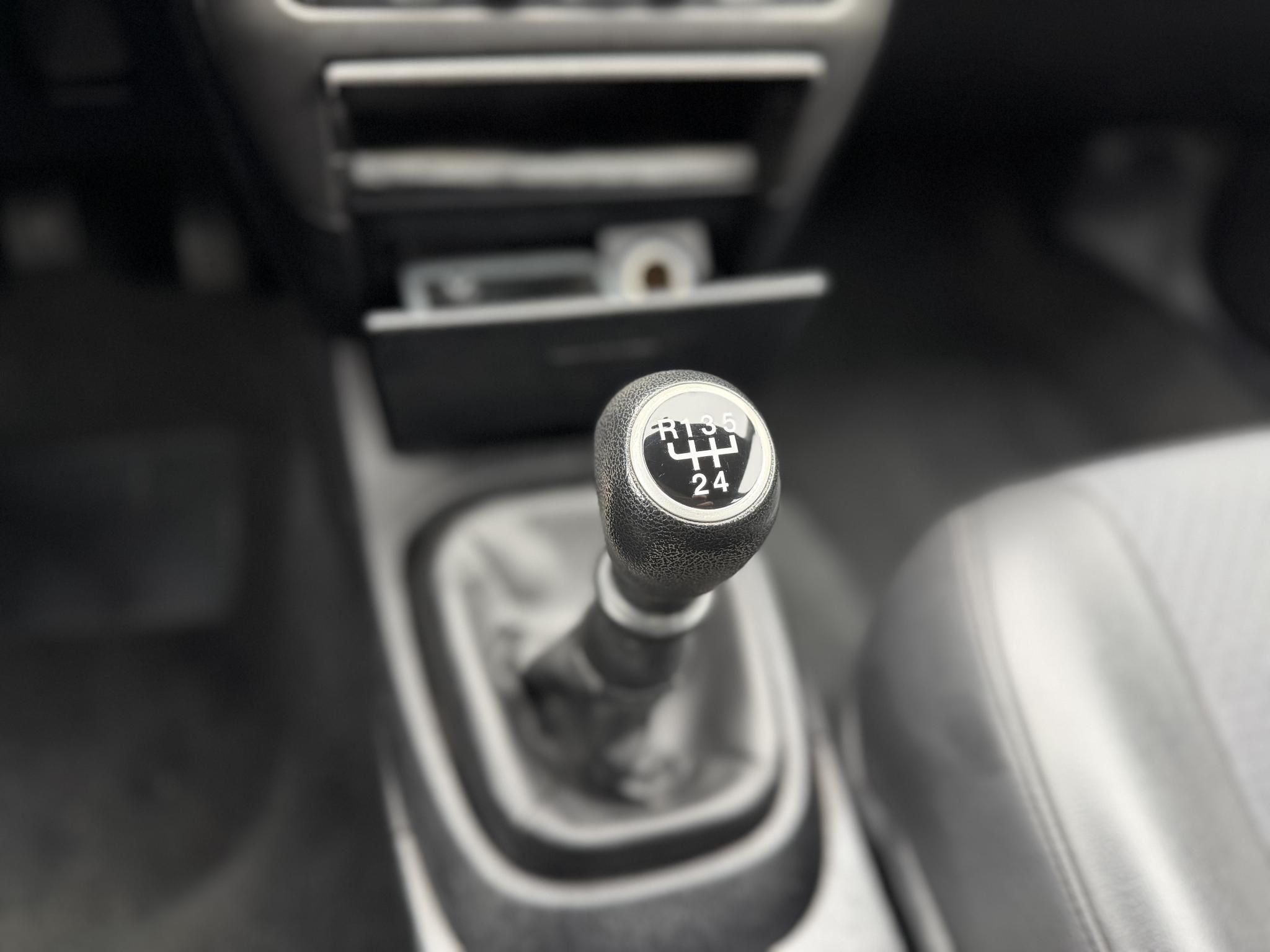 MITSUBISHI CARISMA 1.6 Classic Klima Magyarországi Vonóhorog Téli-nyári kerék garnitúra Friss műszaki vizsga!