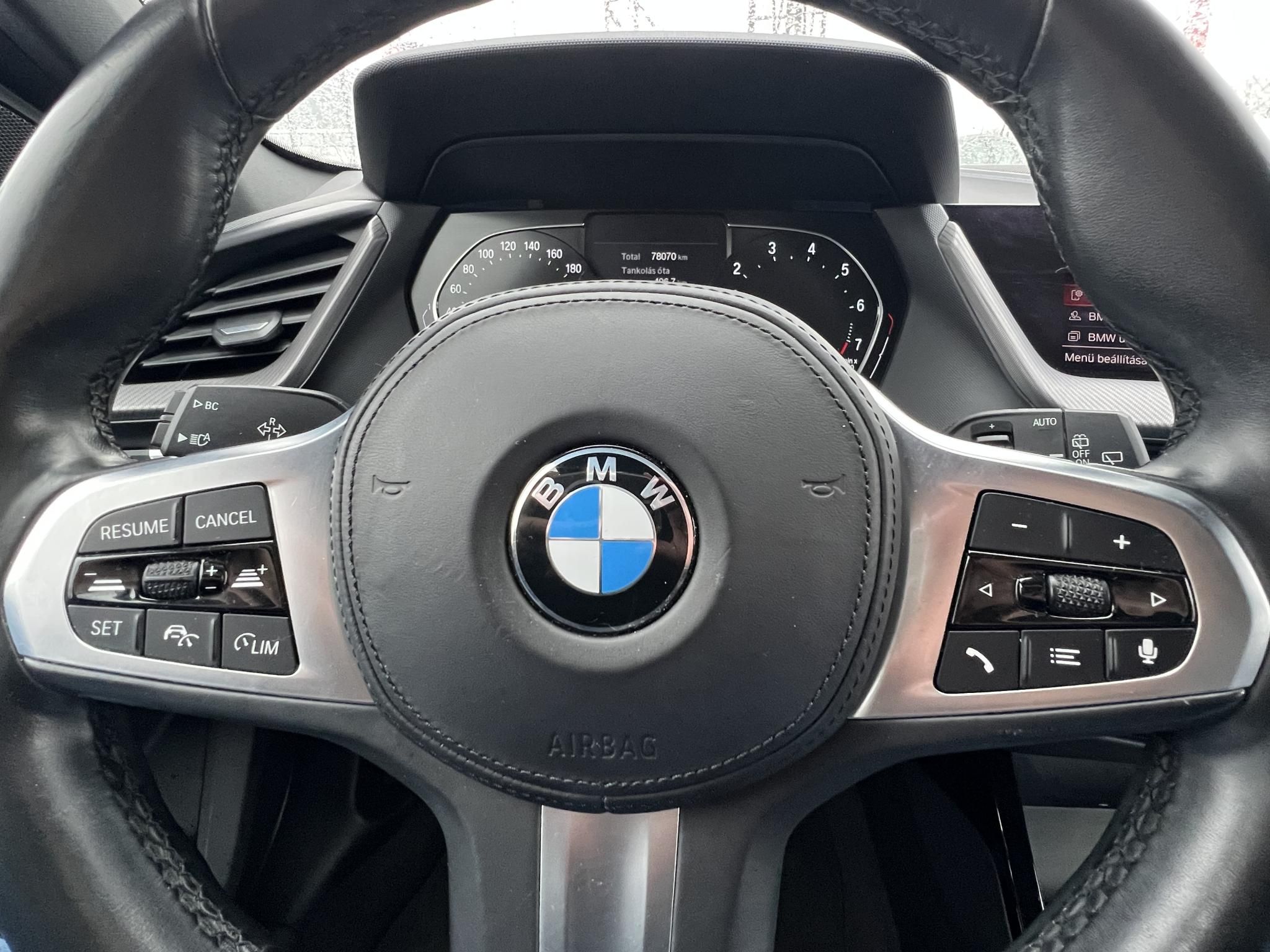 BMW 118i M Sport 70e km. Márkaszervizelt Harman/Kardon Téli/Nyári garnitúra!