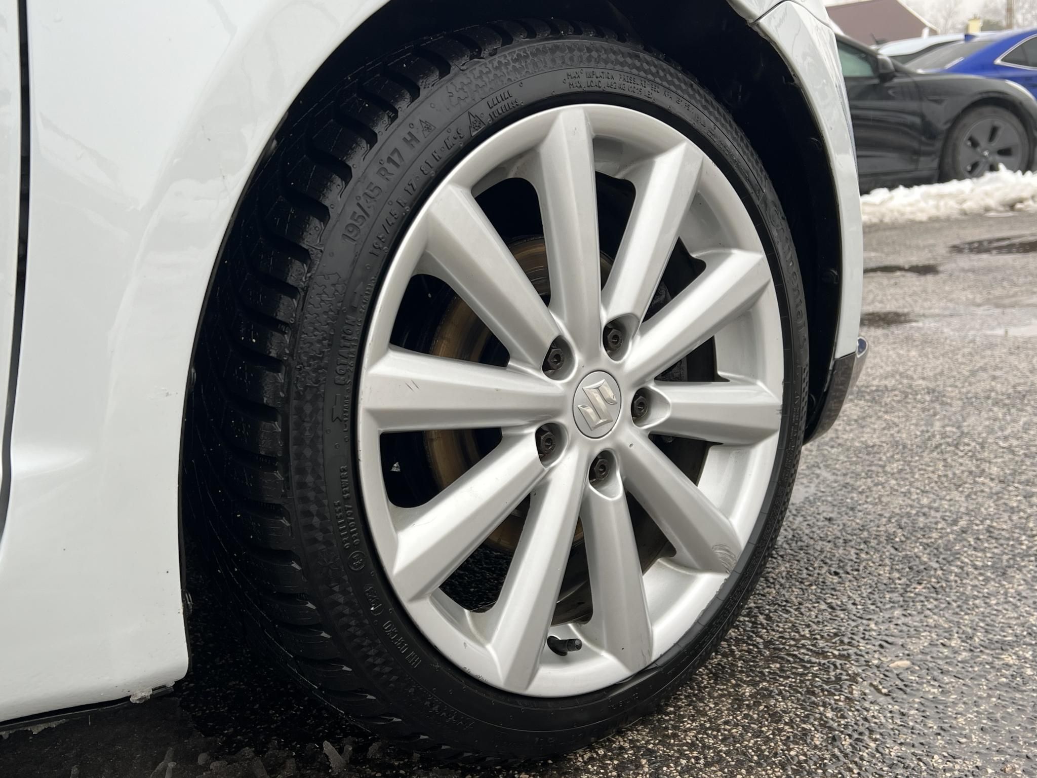 SUZUKI SWIFT 1.6 SPORT Klíma Bluetooth Szervizelt!