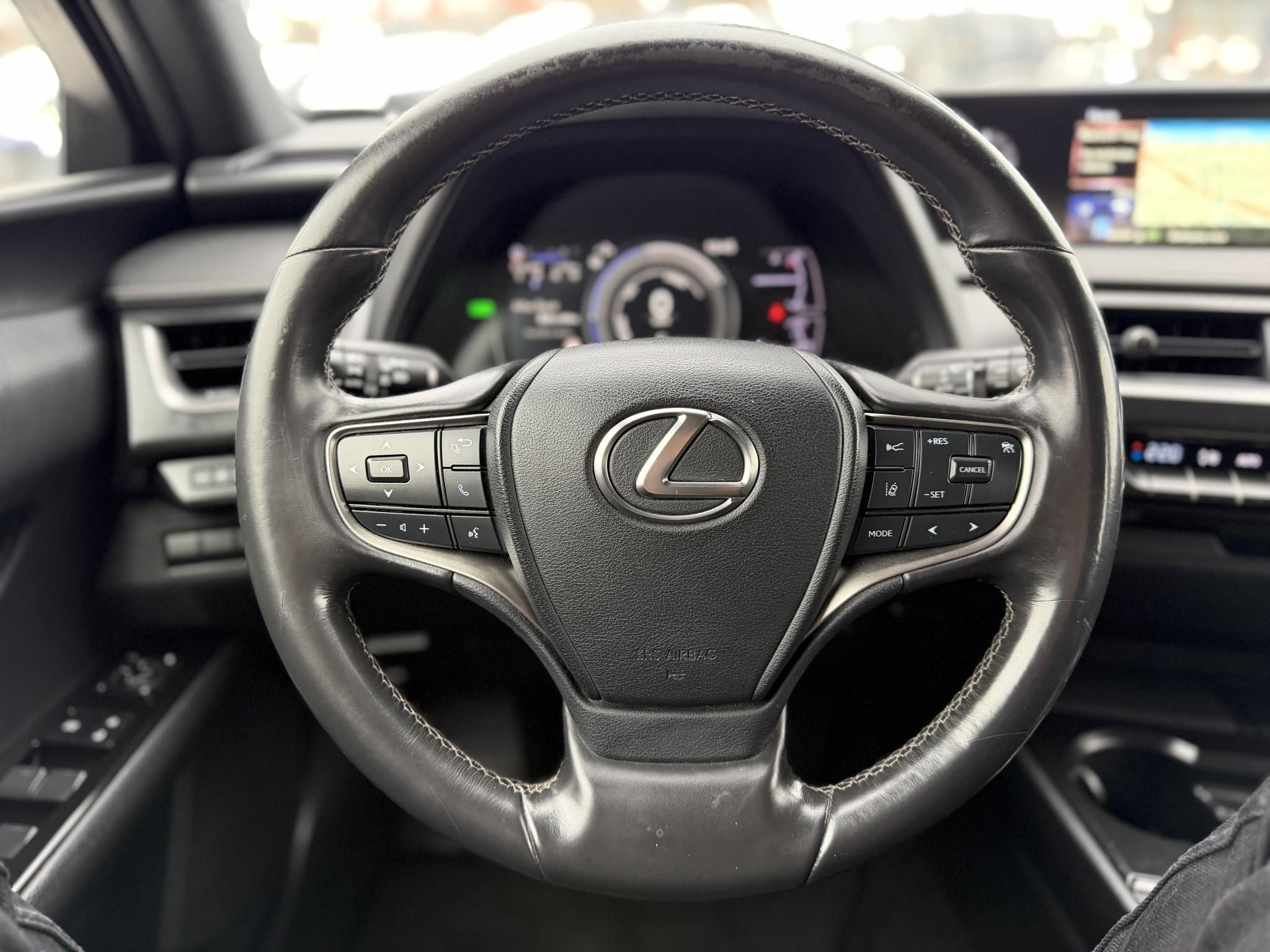 LEXUS UX 250h Comfort CVT 113e km. LED Tempomat Navi Sávtartó Bluetooth Kamera Keyless