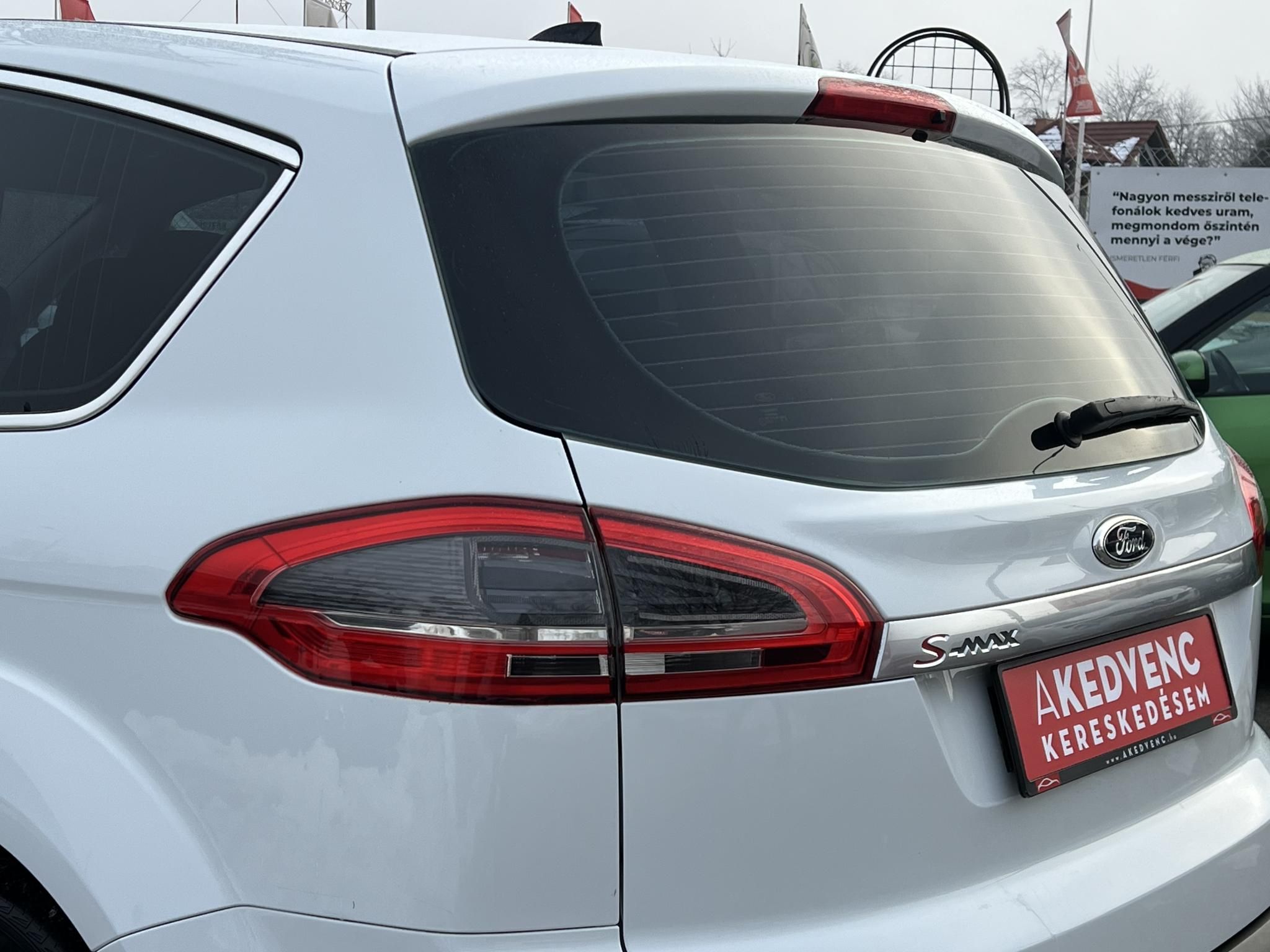 FORD S-MAX 2.0 TDCi Business Powershift Klíma Tempomat Bluetooth Navi!