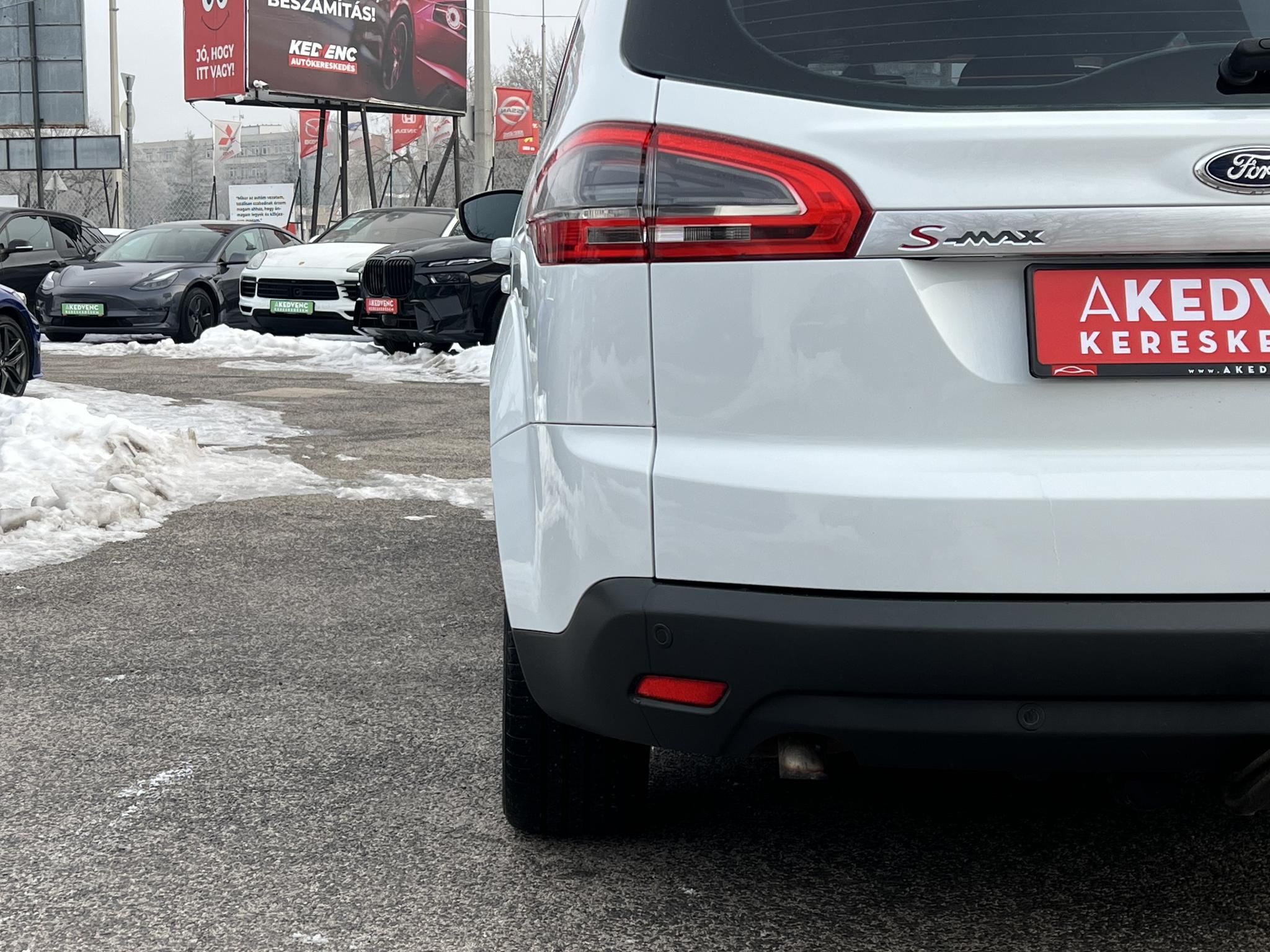 FORD S-MAX 2.0 TDCi Business Powershift Klíma Tempomat Bluetooth Navi!