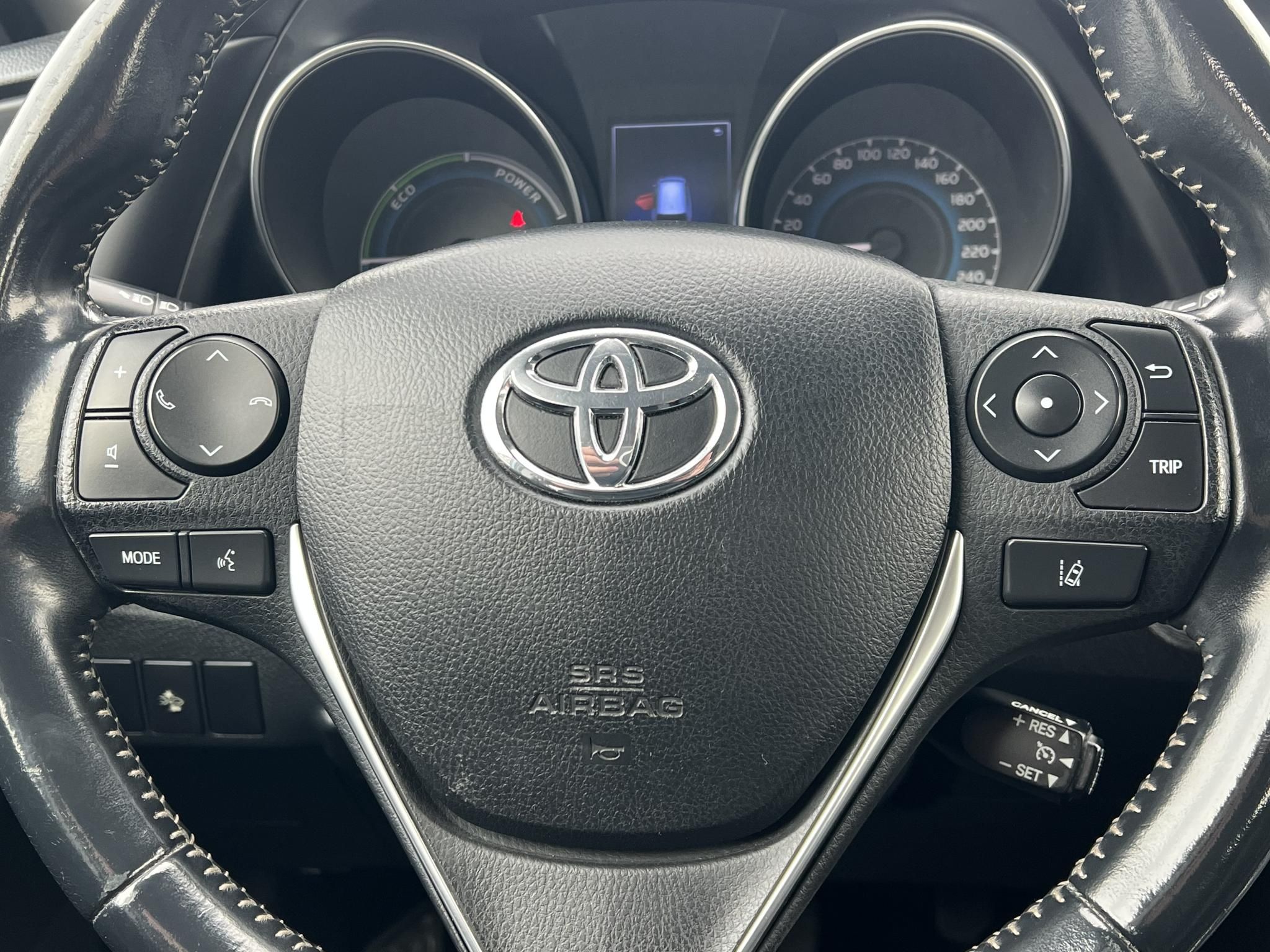 TOYOTA AURIS Touring Sports 1.8 HSD Active Trend+ (Automata) Élő hibrid garancia! Tempomat Ülésfűtés Kamera Keyless Bluetooth