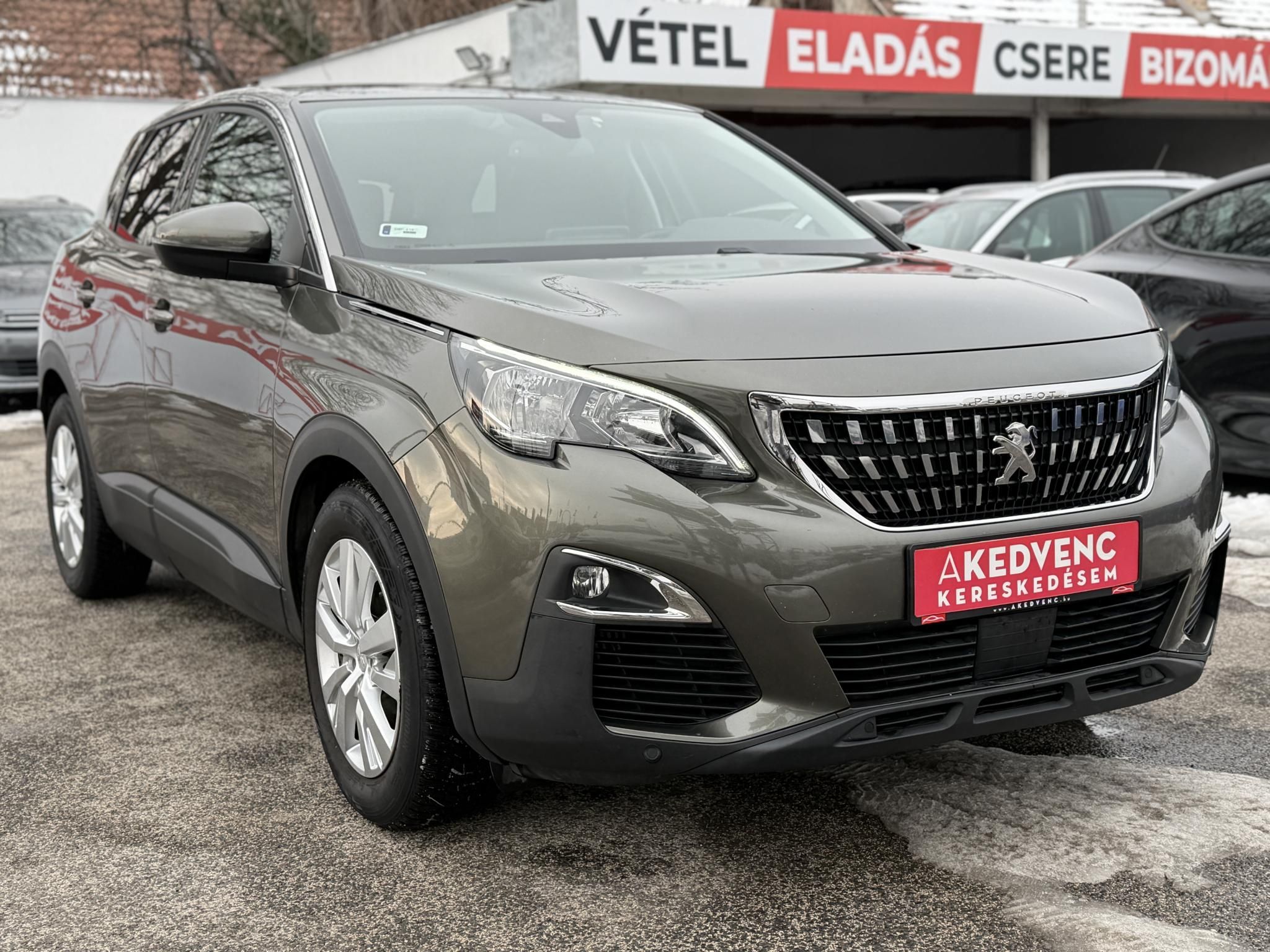 PEUGEOT 3008 1.6 BlueHDi Allure EAT6 Teljes szerviztörténet. Carplay. radar. tempomat. 8 gumi