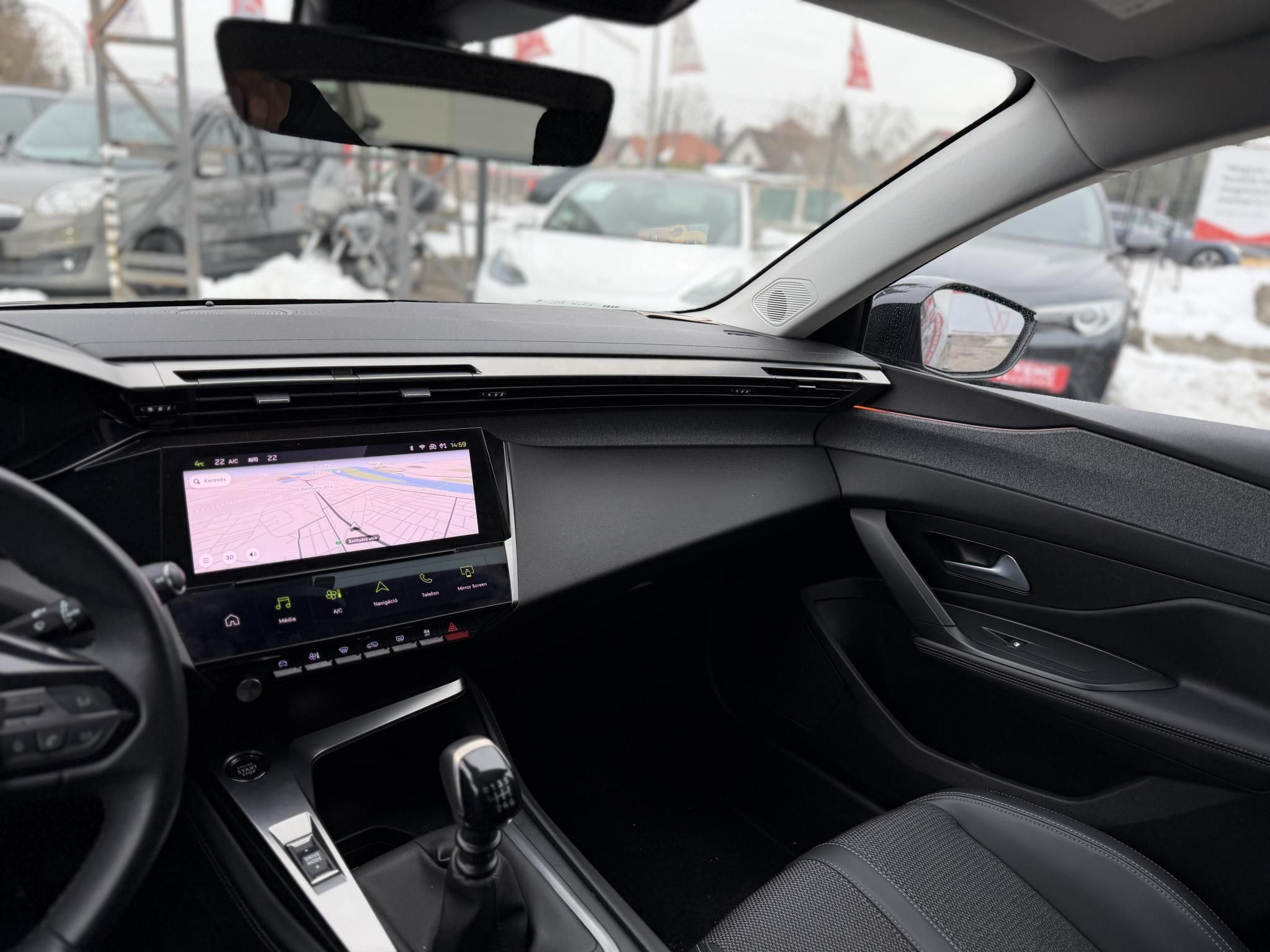 PEUGEOT 308 SW 1.5 BlueHDi Allure LED Tempomat Navi Mirrorscreen Bluetooth 360kamera