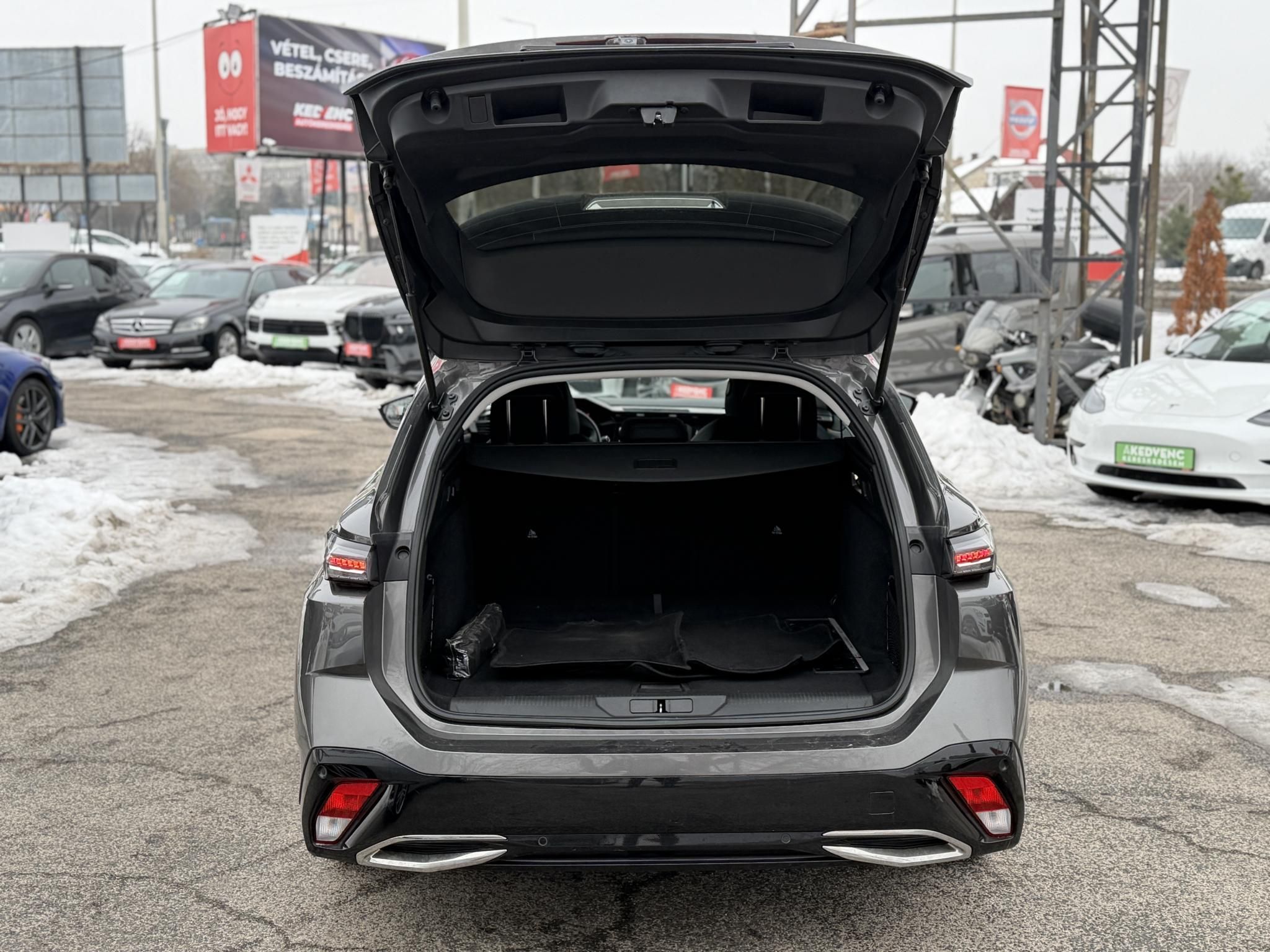 PEUGEOT 308 SW 1.5 BlueHDi Allure LED Tempomat Navi Mirrorscreen Bluetooth 360kamera