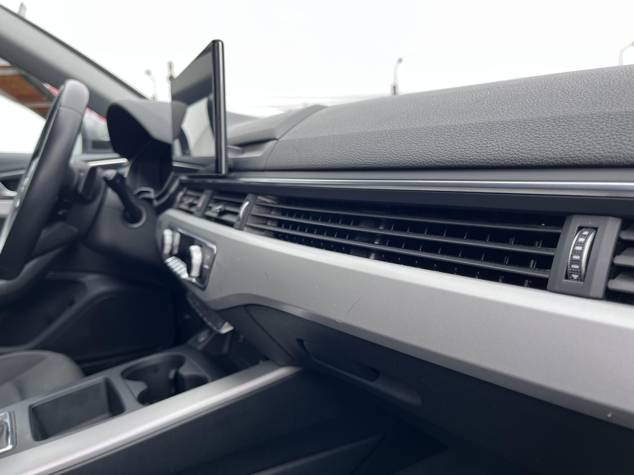 AUDI A4 Avant 40 TDI Advanced S-tronic M.o.-i. Virtual cockpit. Tempomat Navi Bluetooth Carplay