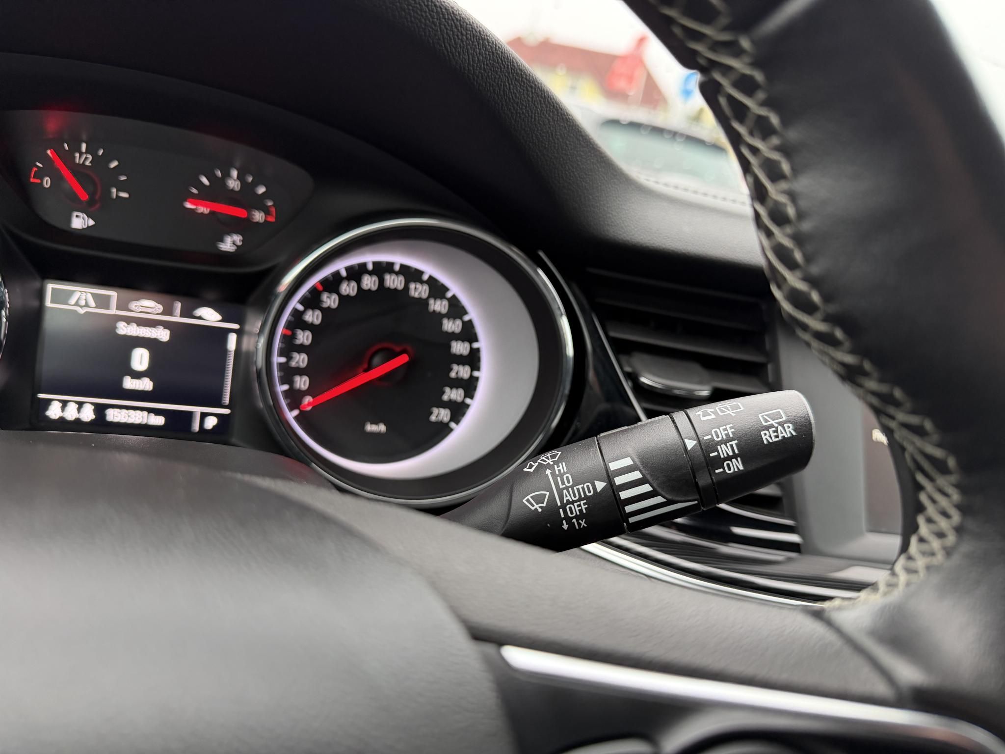 OPEL INSIGNIA Sports Tourer 1.6 CDTI Innovation Start Stop (Automata) 156e km. Magyarországi. sérülésmentes!