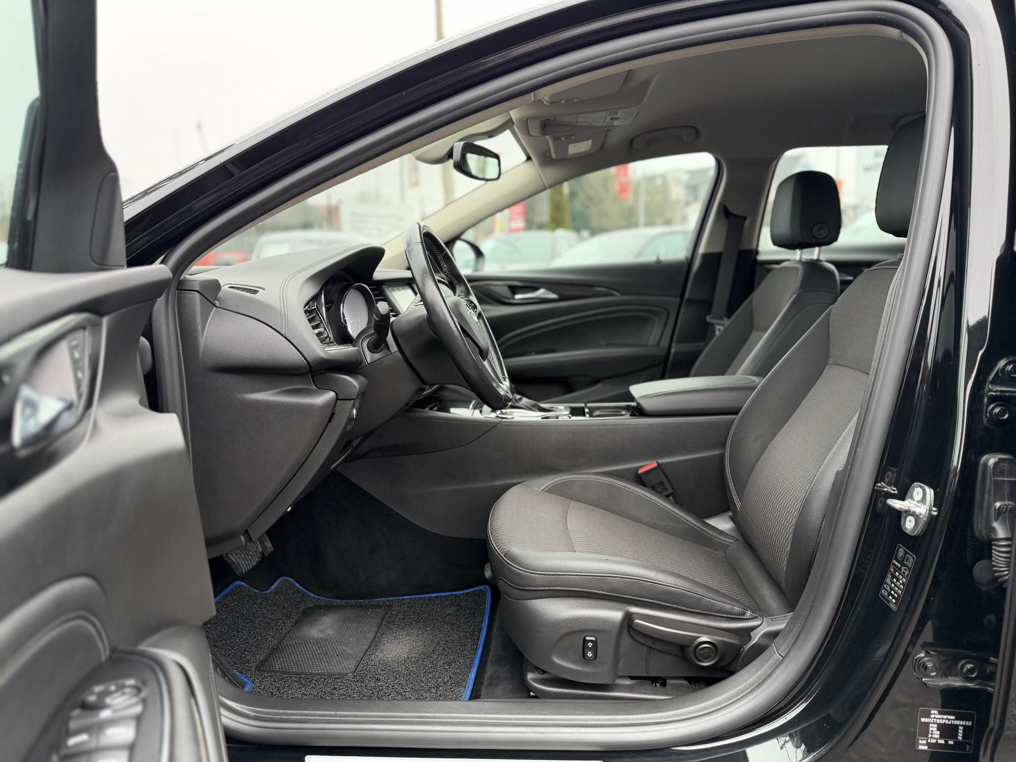 OPEL INSIGNIA Sports Tourer 1.6 CDTI Innovation Start Stop (Automata) 156e km. Magyarországi. sérülésmentes!