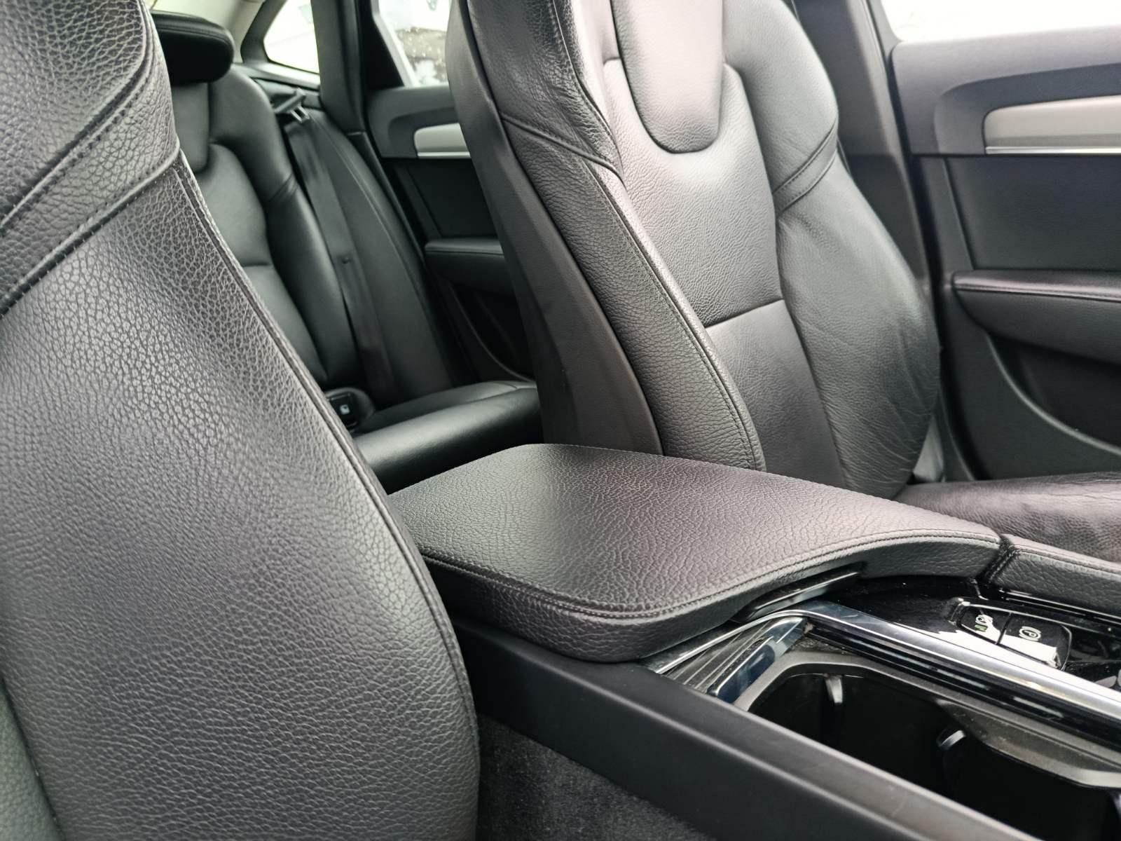 VOLVO S90 2.0 [B4] MHEV Inscription Geartronic harman/kardon hangrendszer. végig vezetett szervizkönyv