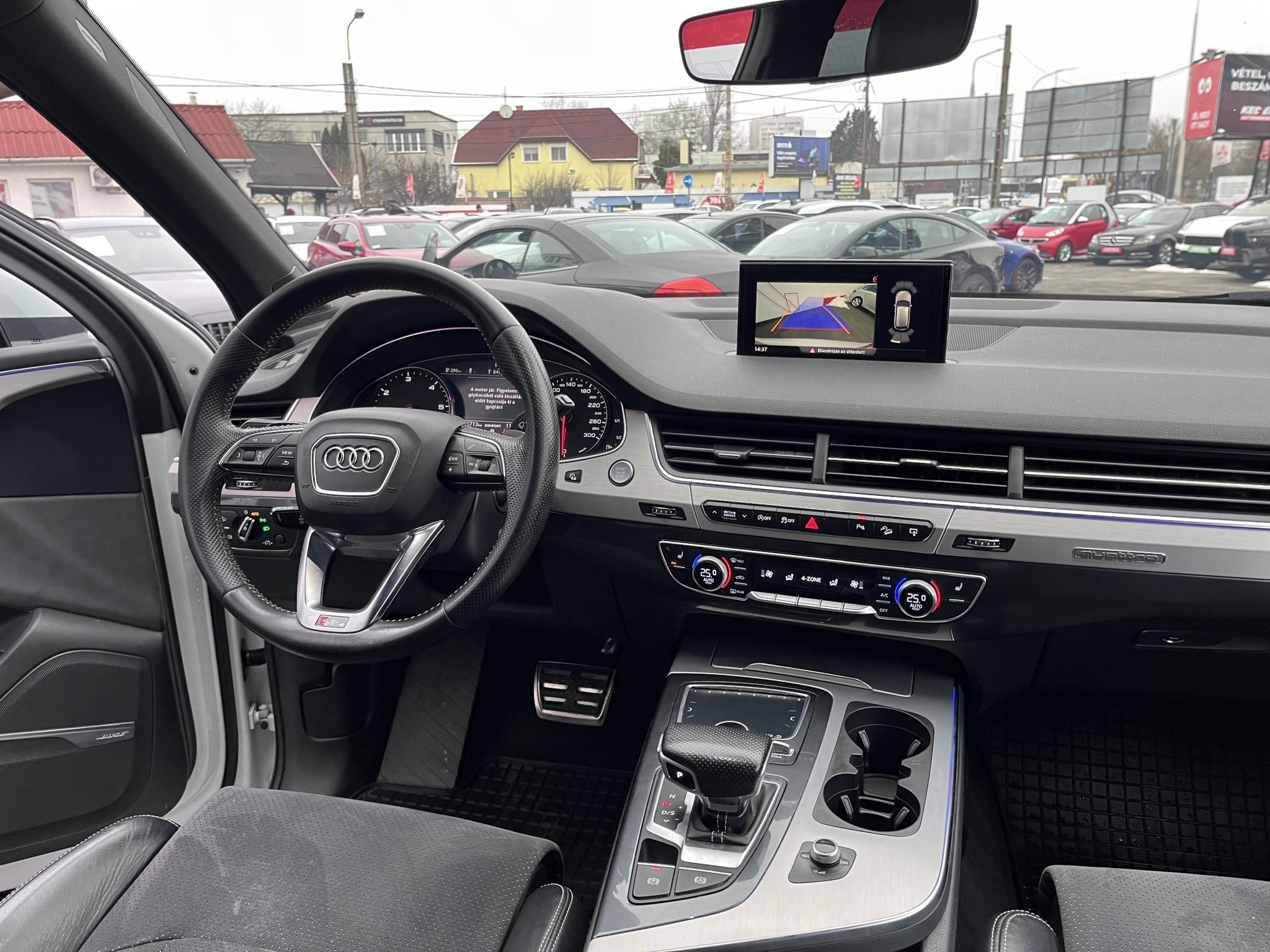 AUDI Q7 3.0 V6 TDI quattro Tiptronic ic S-line. BOSE hangrendszer. memória. 4x ülésfűtés. 4x digit klíma. Szervizelt!