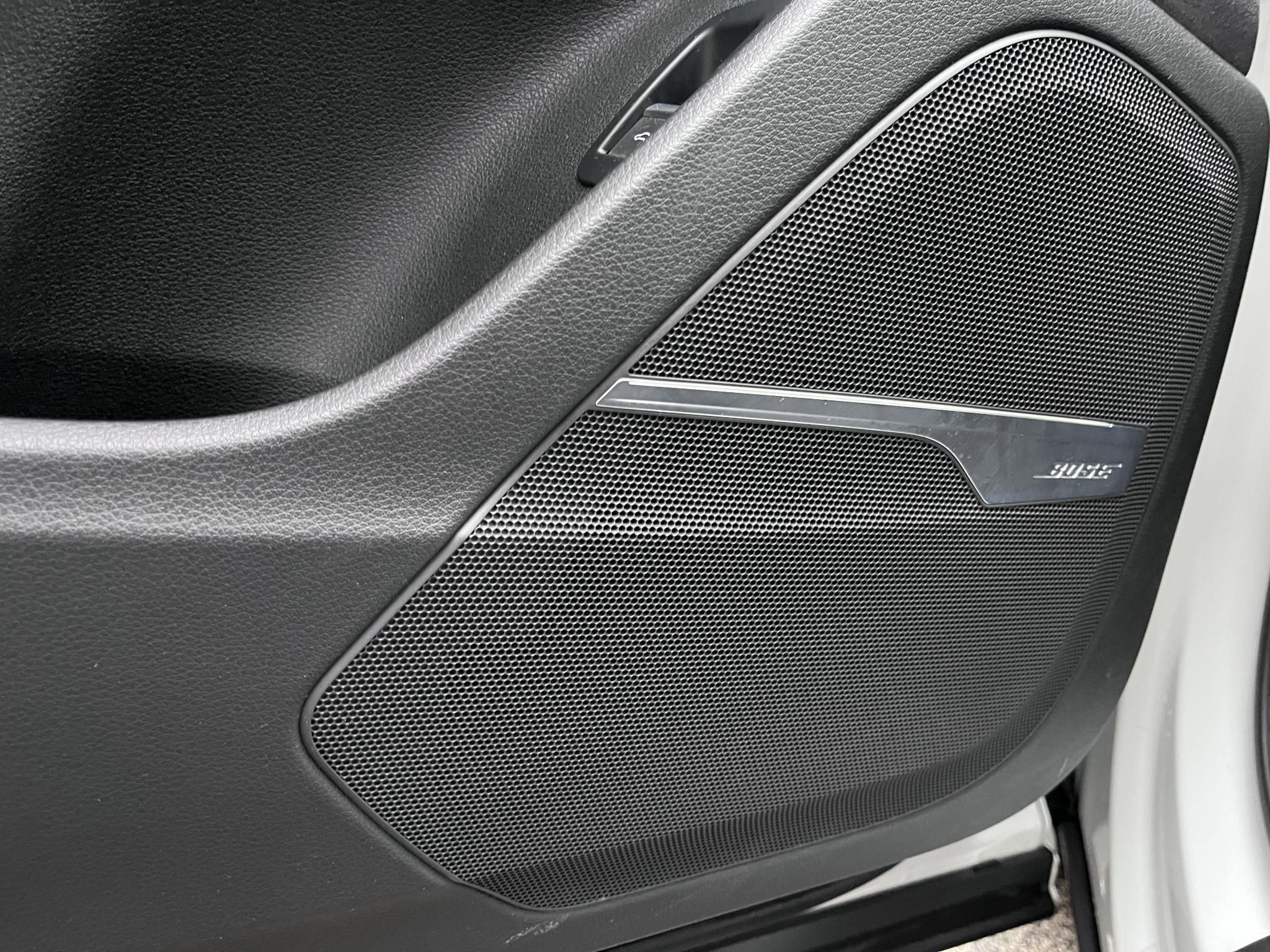 AUDI Q7 3.0 V6 TDI quattro Tiptronic ic S-line. BOSE hangrendszer. memória. 4x ülésfűtés. 4x digit klíma. Szervizelt!