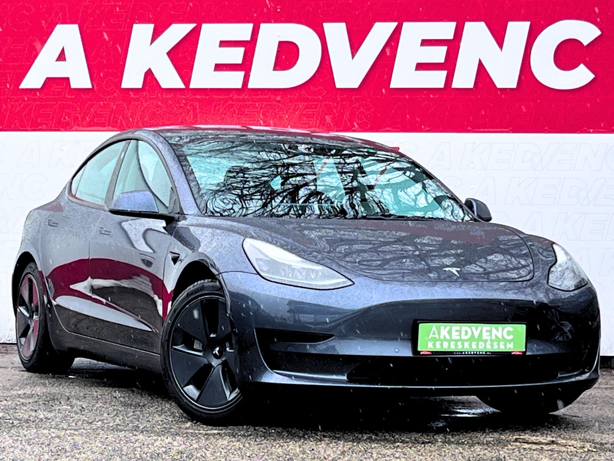 TESLA MODEL 3 Standard Range Plus Aut 95e km. facelift. mátrix LED. hőszivattyú. garanciális!