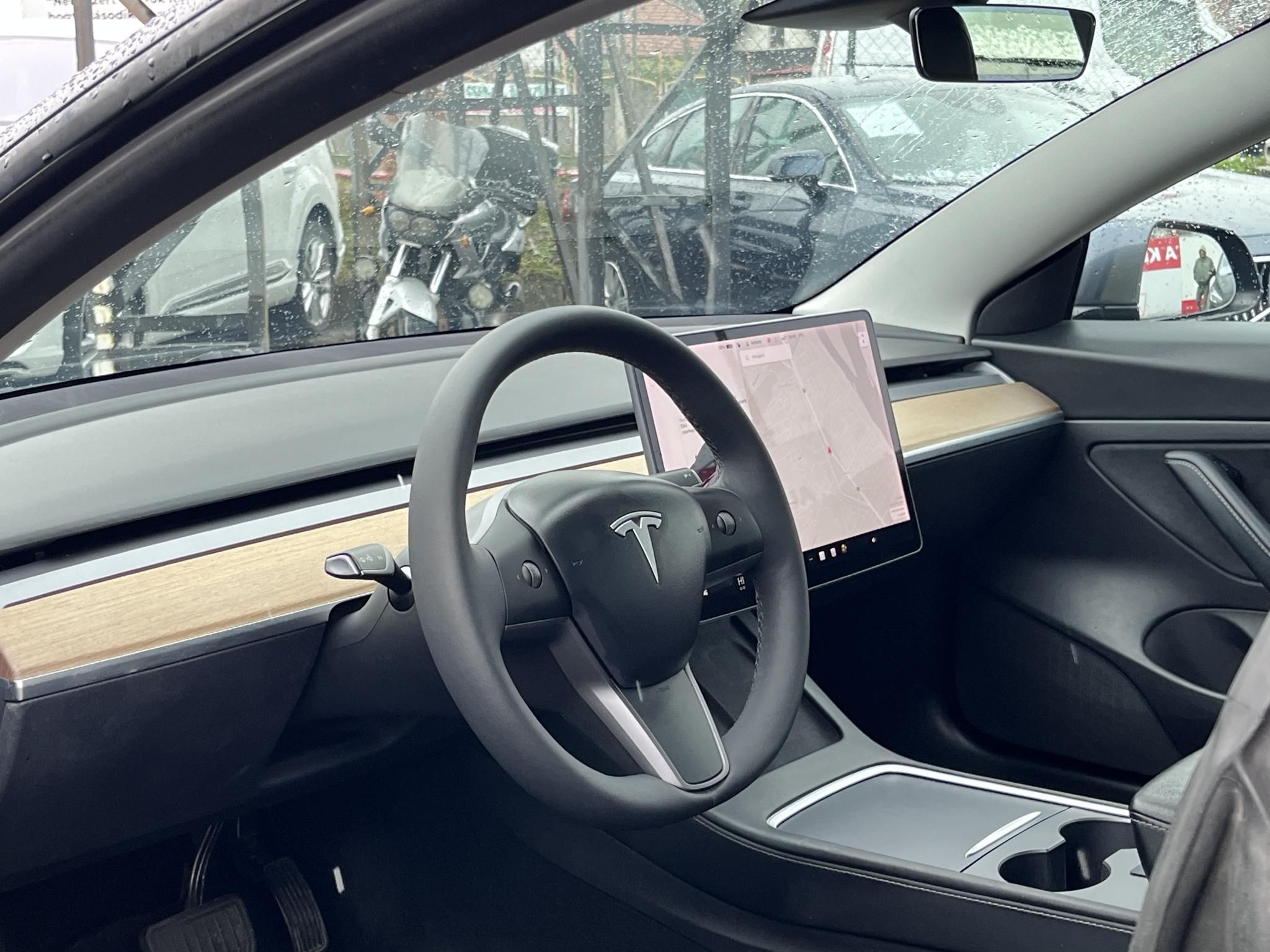 TESLA MODEL 3 Standard Range Plus Aut 95e km. facelift. mátrix LED. hőszivattyú. garanciális!