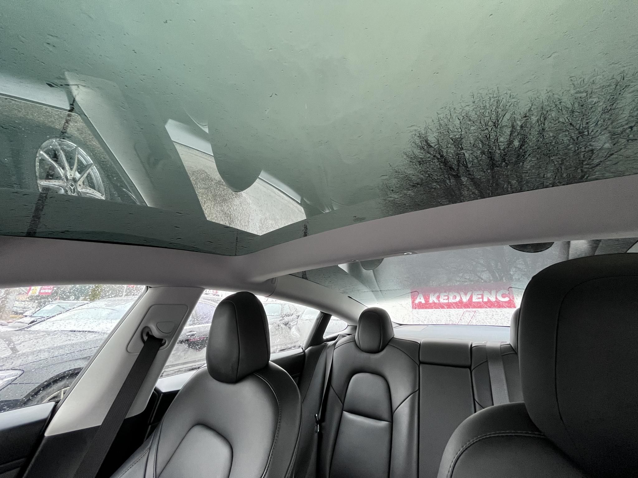 TESLA MODEL 3 Standard Range Plus Aut 95e km. facelift. mátrix LED. hőszivattyú. garanciális!