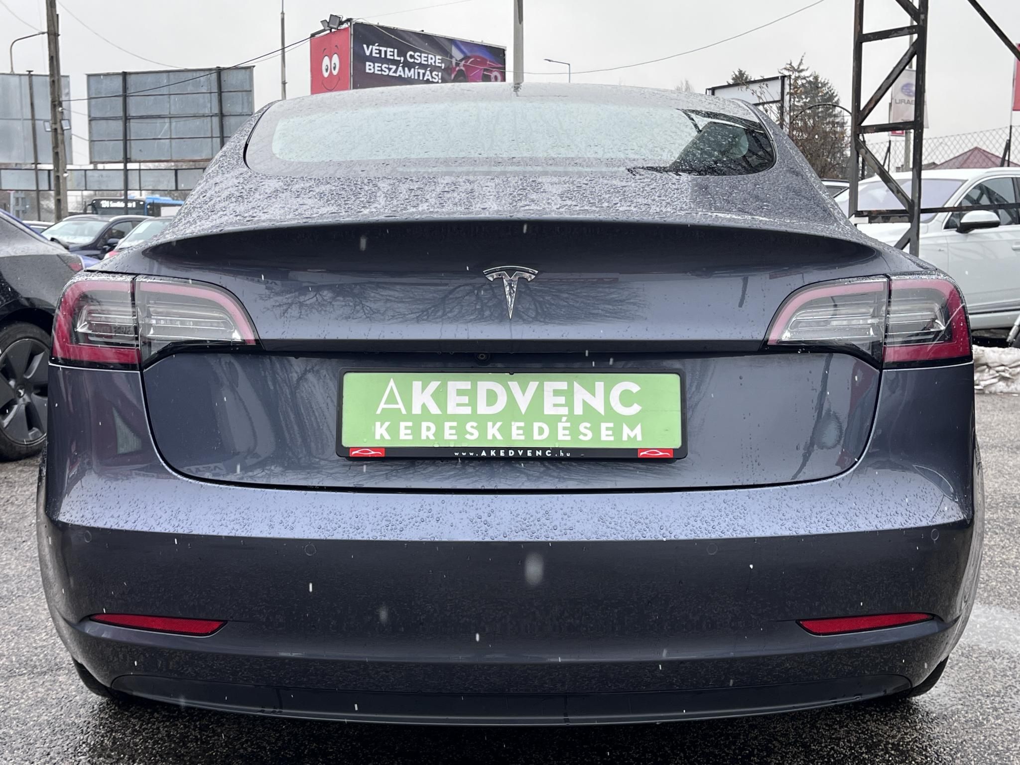 TESLA MODEL 3 Standard Range Plus Aut 95e km. facelift. mátrix LED. hőszivattyú. garanciális!
