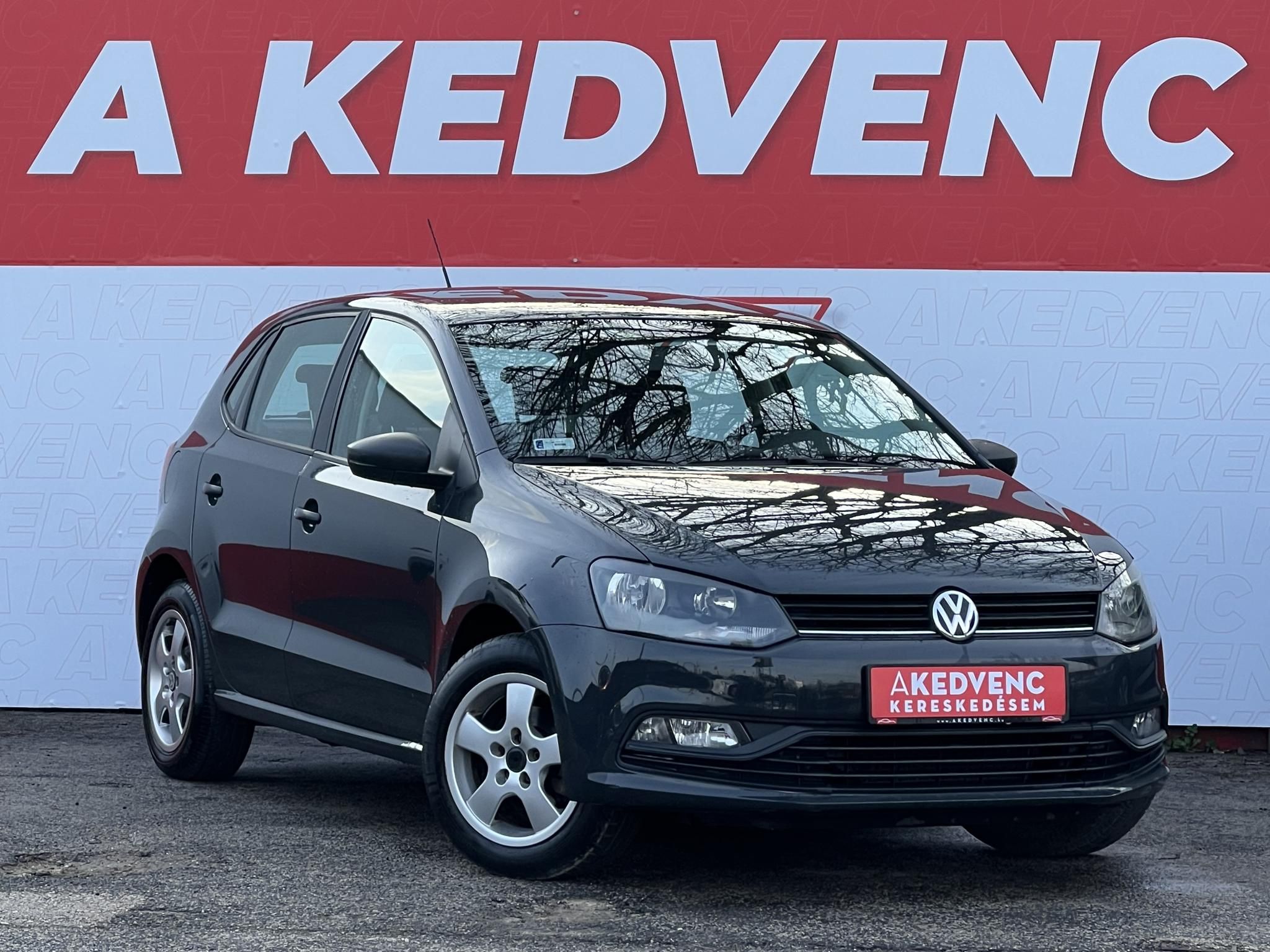 VOLKSWAGEN POLO 1.0 MPI Trendline 172e km. Klíma