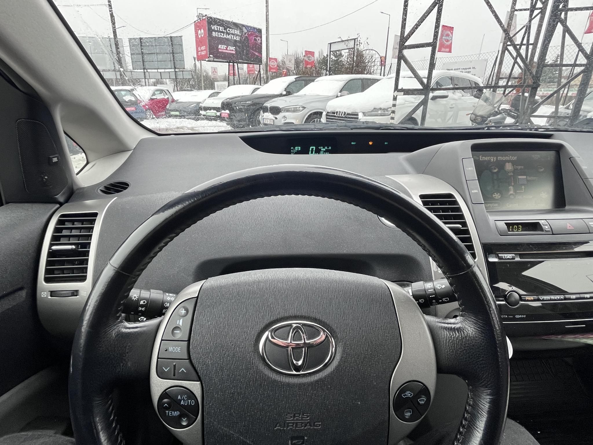 TOYOTA PRIUS 1.8 HSD Sol (Automata) JBL 186e km. Megkímélt állapot. 4 évszakos gumik!