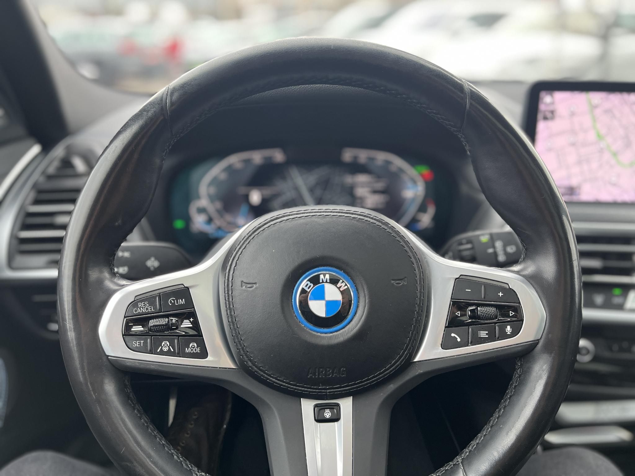 BMW IX3 73,9kWh M-sport Carplay Panoráma tető! ÁFÁS-ÁR!