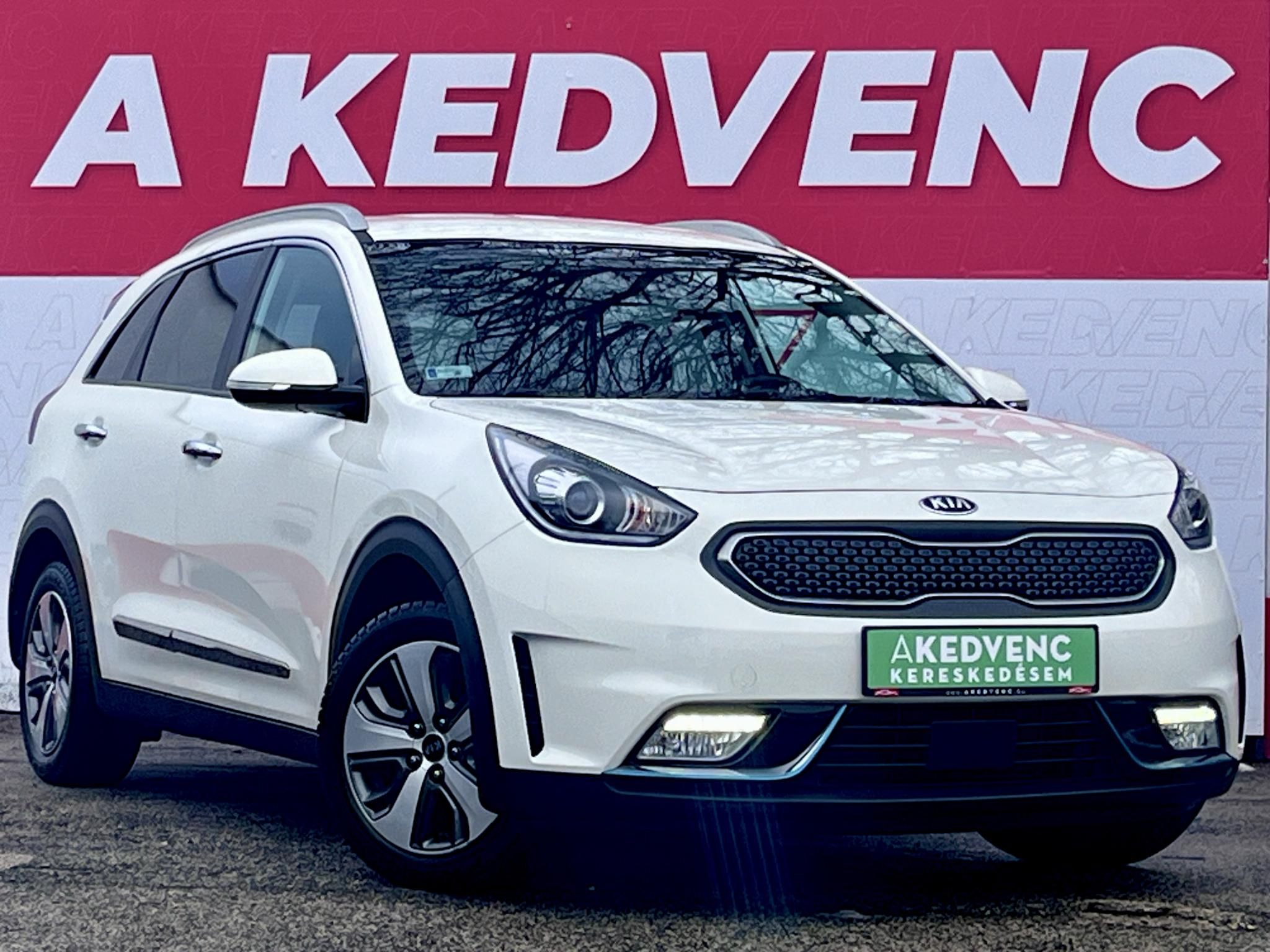 KIA NIRO PHEV 1.6 GDI LX DCT Sávtartó Carplay Tempomat Navi!