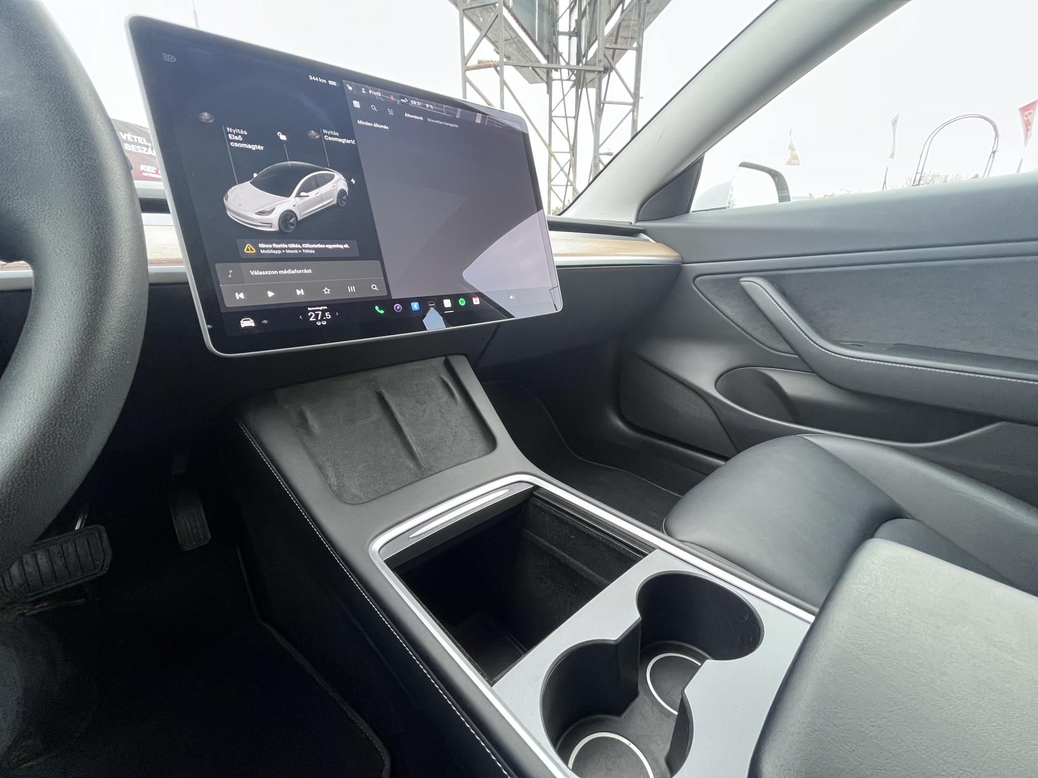 TESLA MODEL 3 Long Range AWD (Automata) Garanciális. hőszívattyús. 500km hatótáv