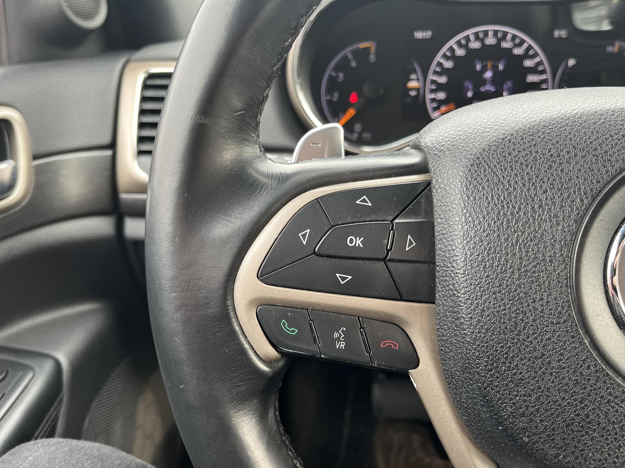 JEEP GRAND CHEROKEE 3.0 V6 CRD Laredo (Automata) 4X4. felező váltó. digitális klíma. tetőcsomagtartó