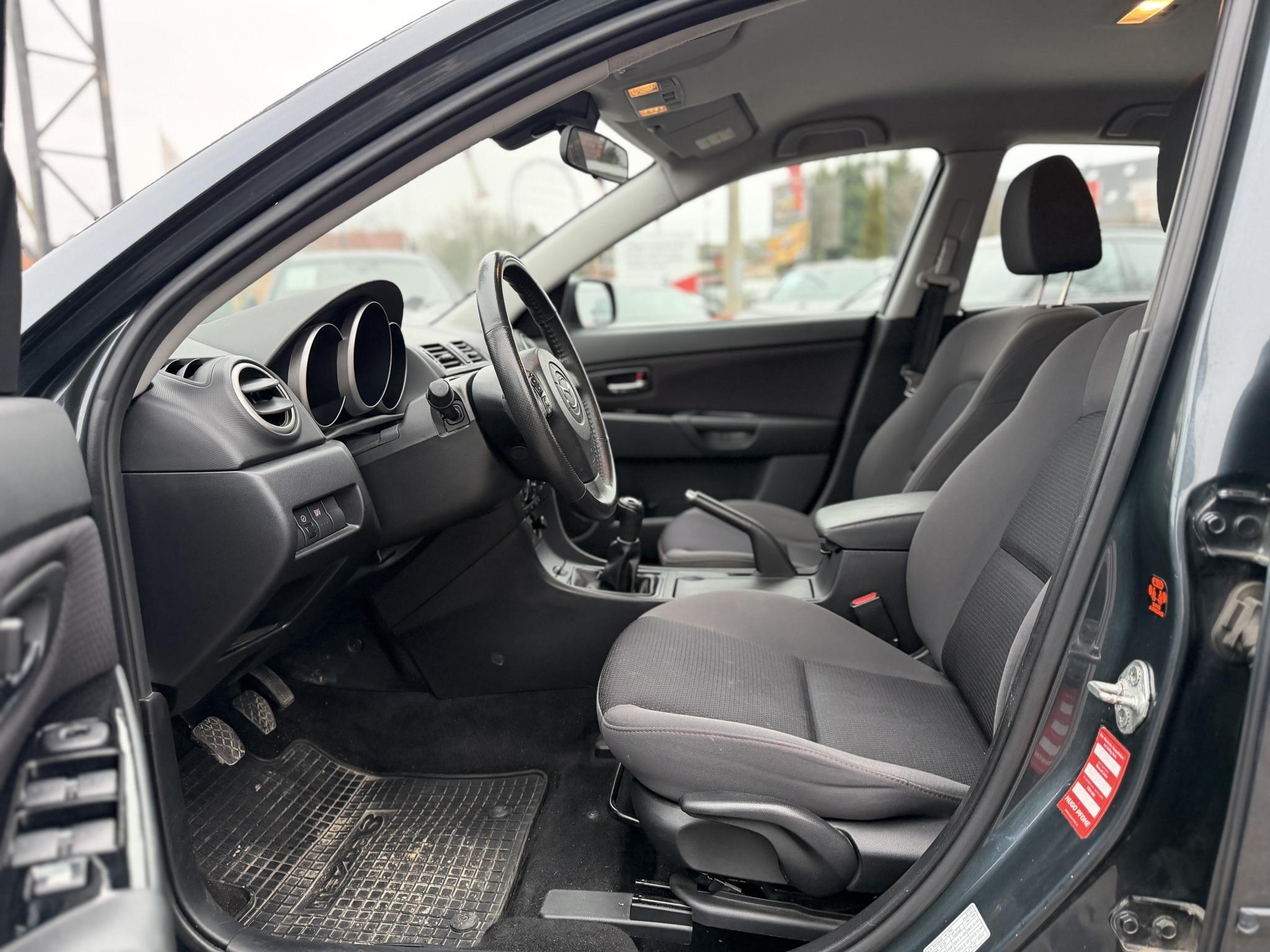 MAZDA 3 Sport 1.6 TE Digitklíma Ülésfűtés 4xelablak Téli-nyári gumi Rendszeresen karbantartott!