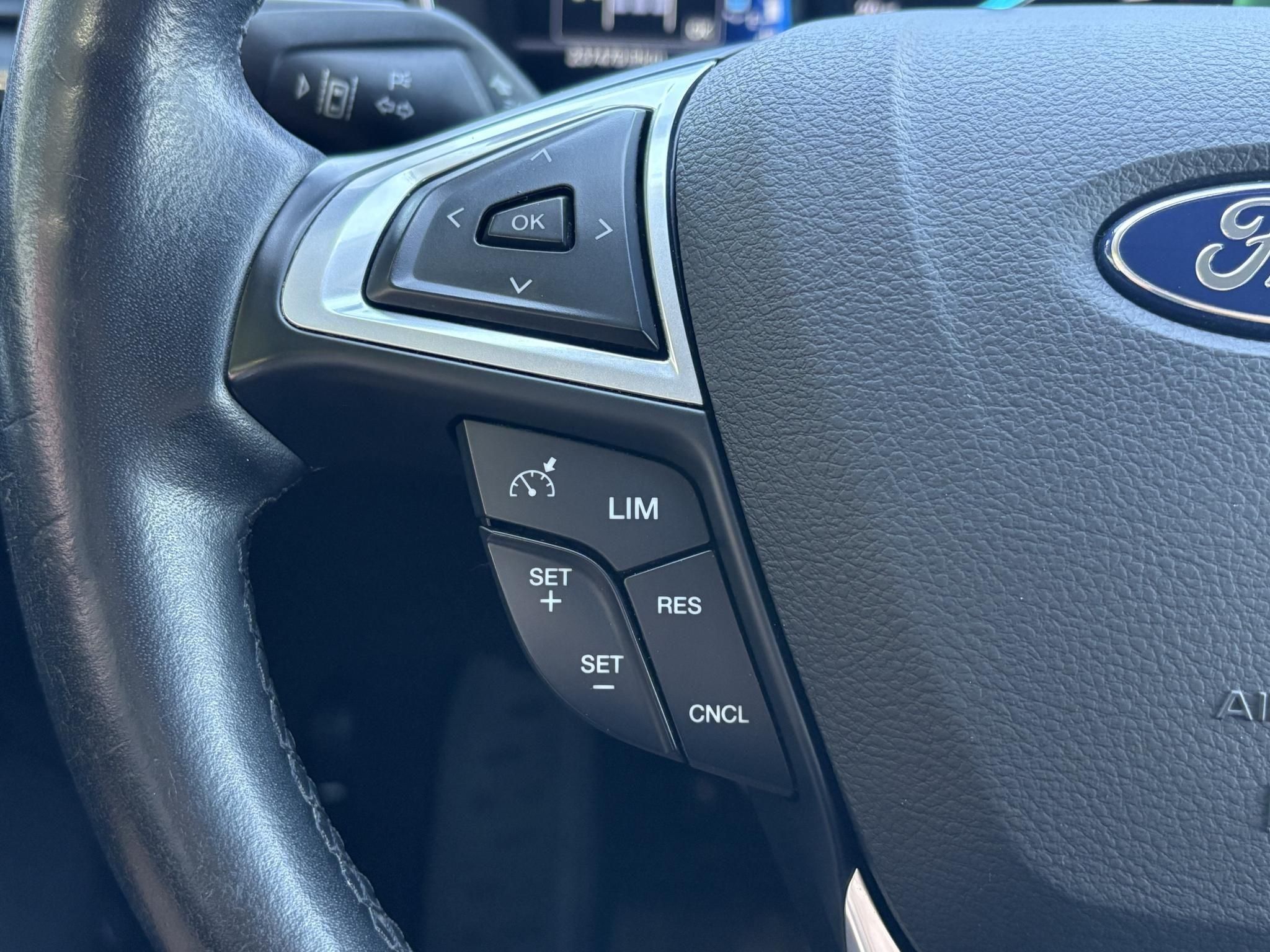 FORD MONDEO 2.0 HEV Titanium (Automata) Rendszeresen karbantartott Garanciális váltó!