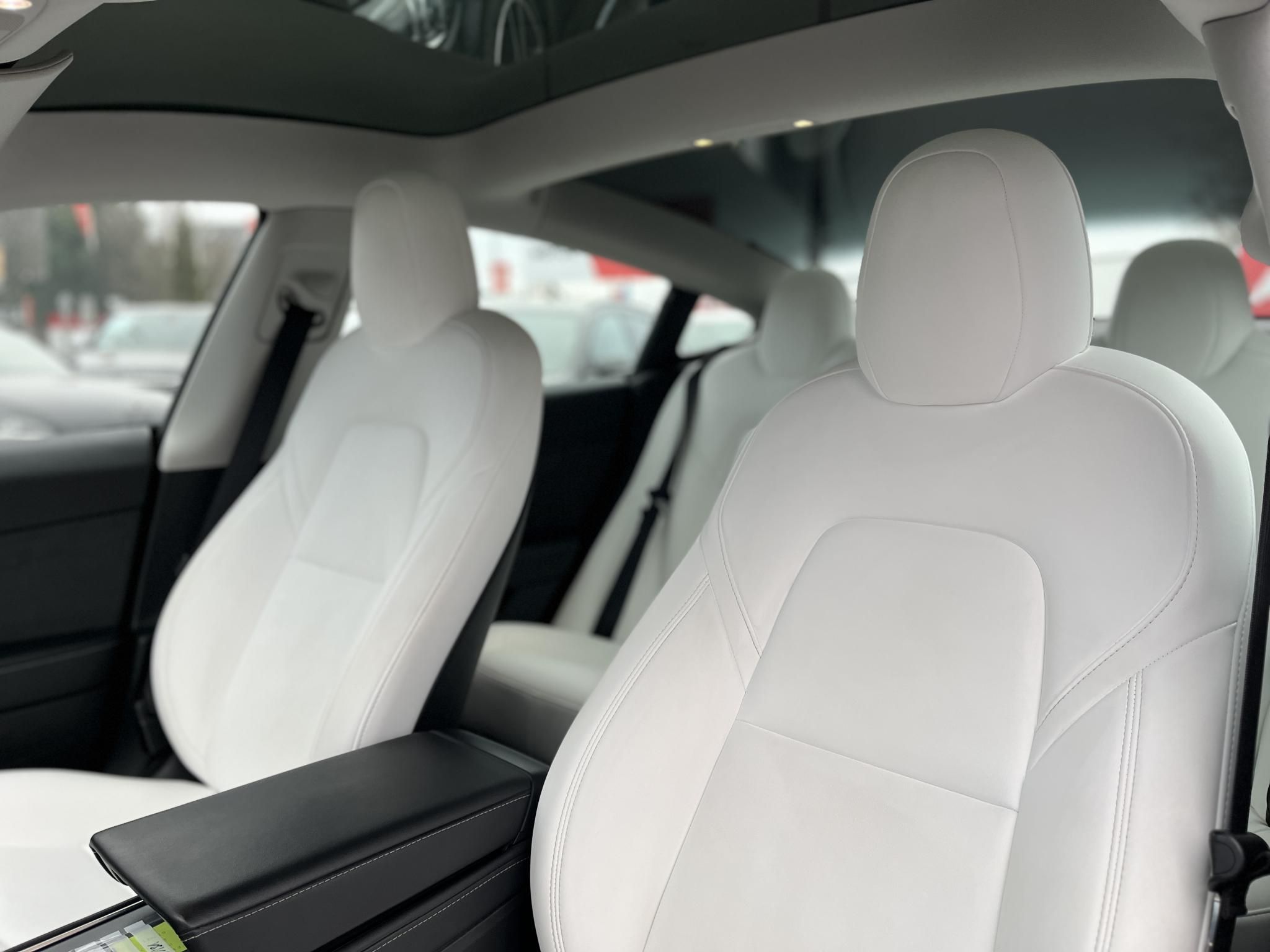 TESLA MODEL 3 Long Range AWD (Automata) 77e km. FEHÉR BELSŐ. mátrix LED. hőszivattyú. garanciális!