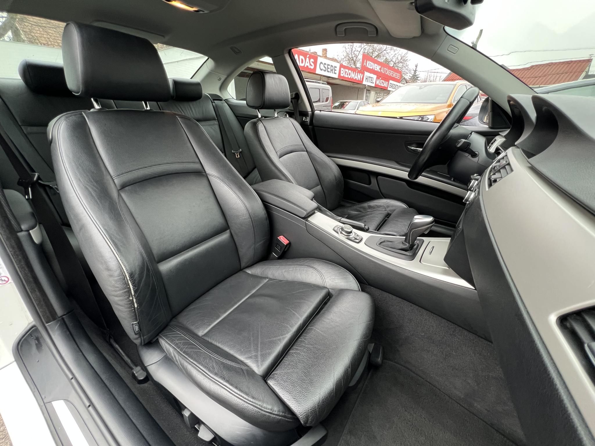 BMW 325i (Automata) Xenon Tempomat Ülésfűtés Bluetooth Navi PDC