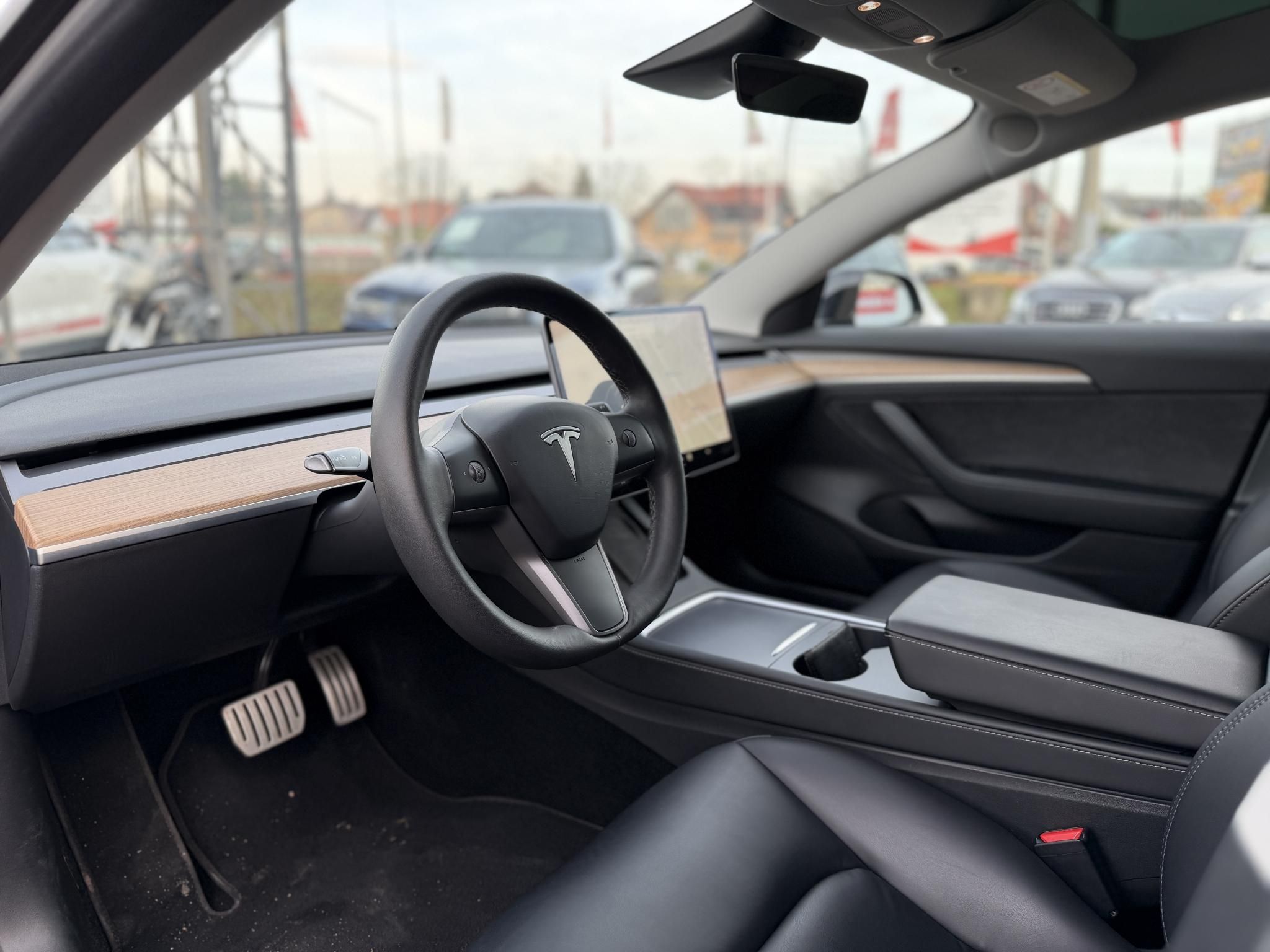 TESLA MODEL 3 Performance AWD (Automata) 62e km. FACELIFT. HŐSZIVATTYÚ. MATRIX LED. GARANCIÁLIS