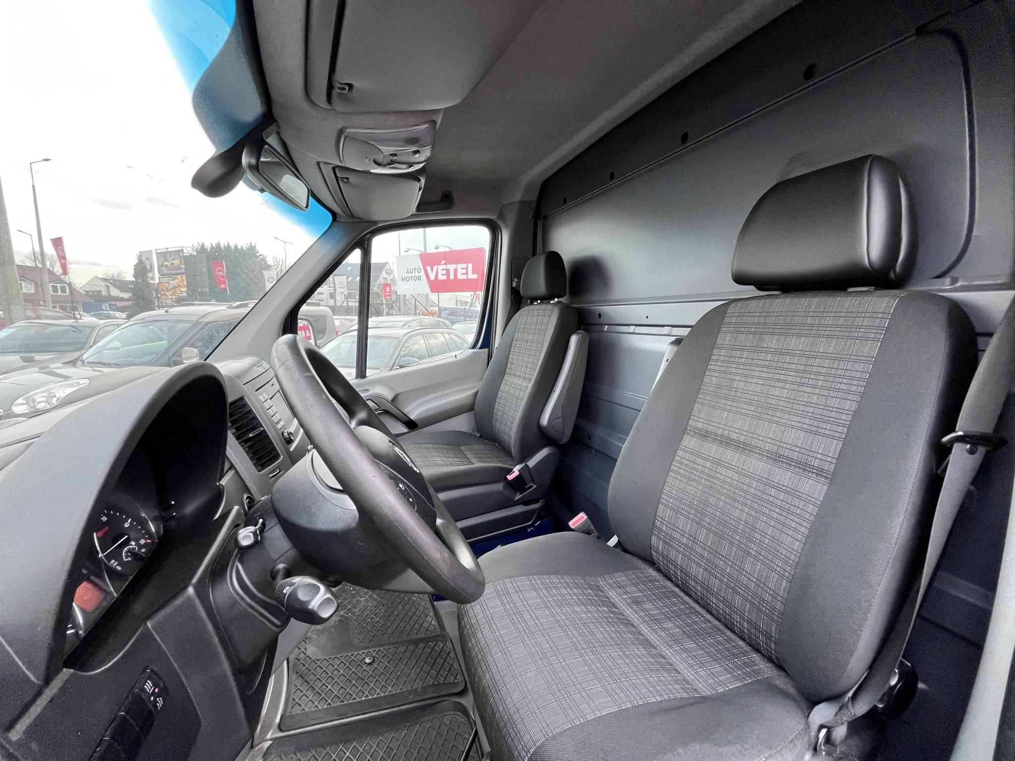 MERCEDES-BENZ SPRINTER 316 CDI 906.633.13 Kamera Ülésfűtés Vonóhorog Tolatóradar Bi-xenon Állófűtés