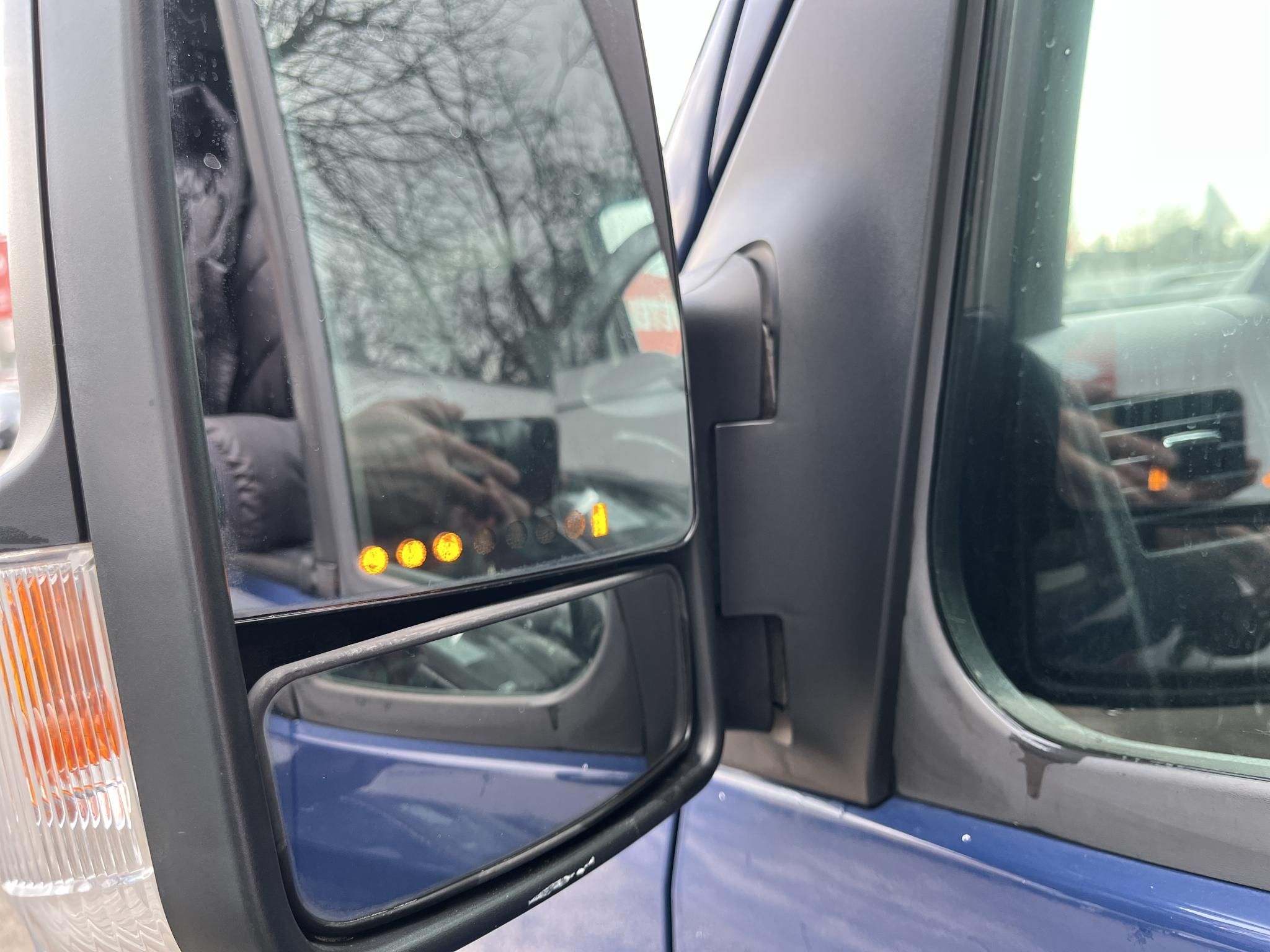 MERCEDES-BENZ SPRINTER 316 CDI 906.633.13 Kamera Ülésfűtés Vonóhorog Tolatóradar Bi-xenon Állófűtés