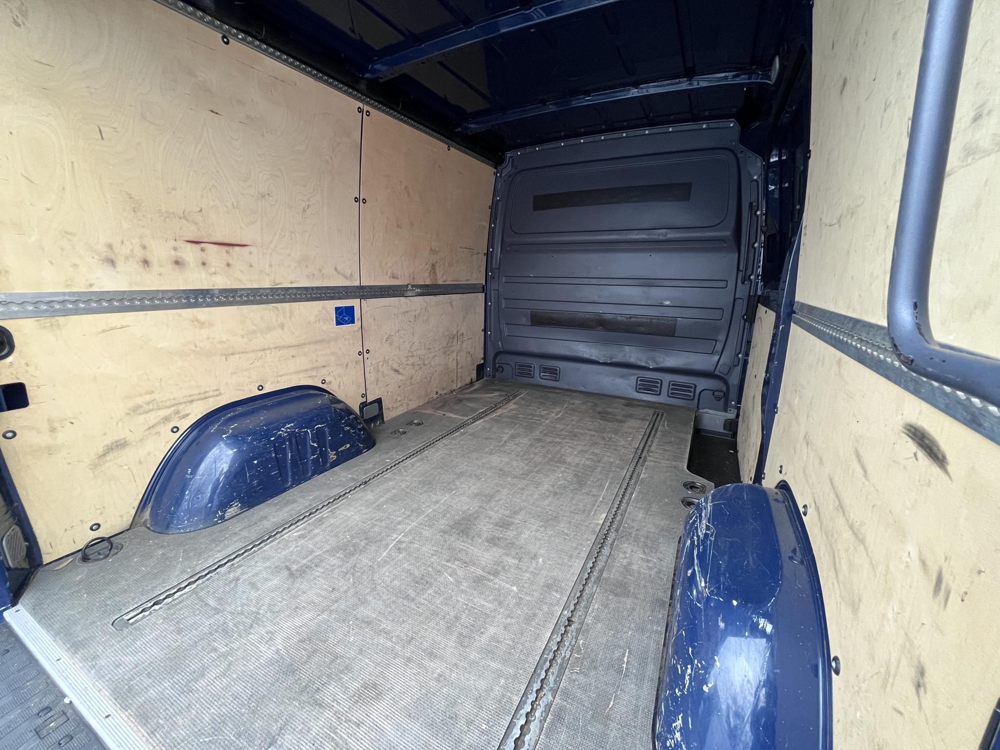 MERCEDES-BENZ SPRINTER 316 CDI 906.633.13 Kamera Ülésfűtés Vonóhorog Tolatóradar Bi-xenon Állófűtés