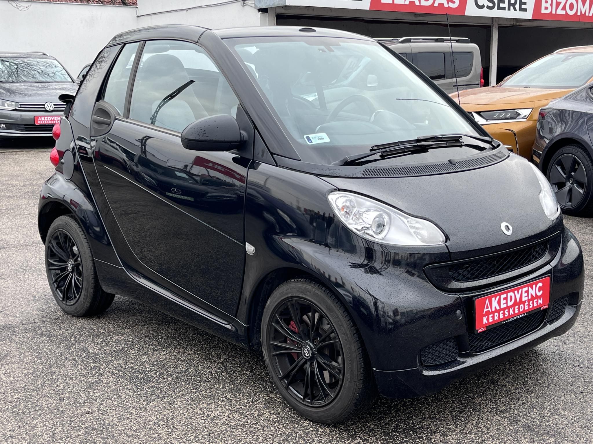 SMART FORTWO CABRIO 1.0 Pure Softip Kormányváltó. ülésfűtés. téli-nyári kerékszett