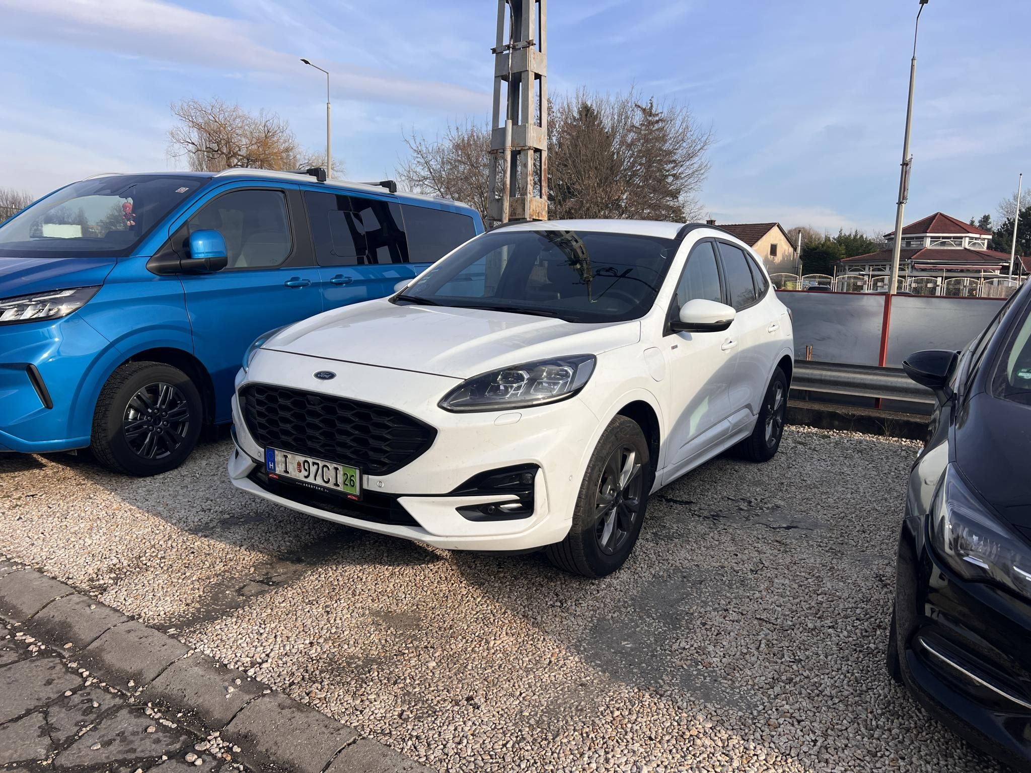 FORD KUGA 2.5 PHEV ST-Line CVT 66e km. Fekete Bőr. 8 kerék. kamera. Carplay